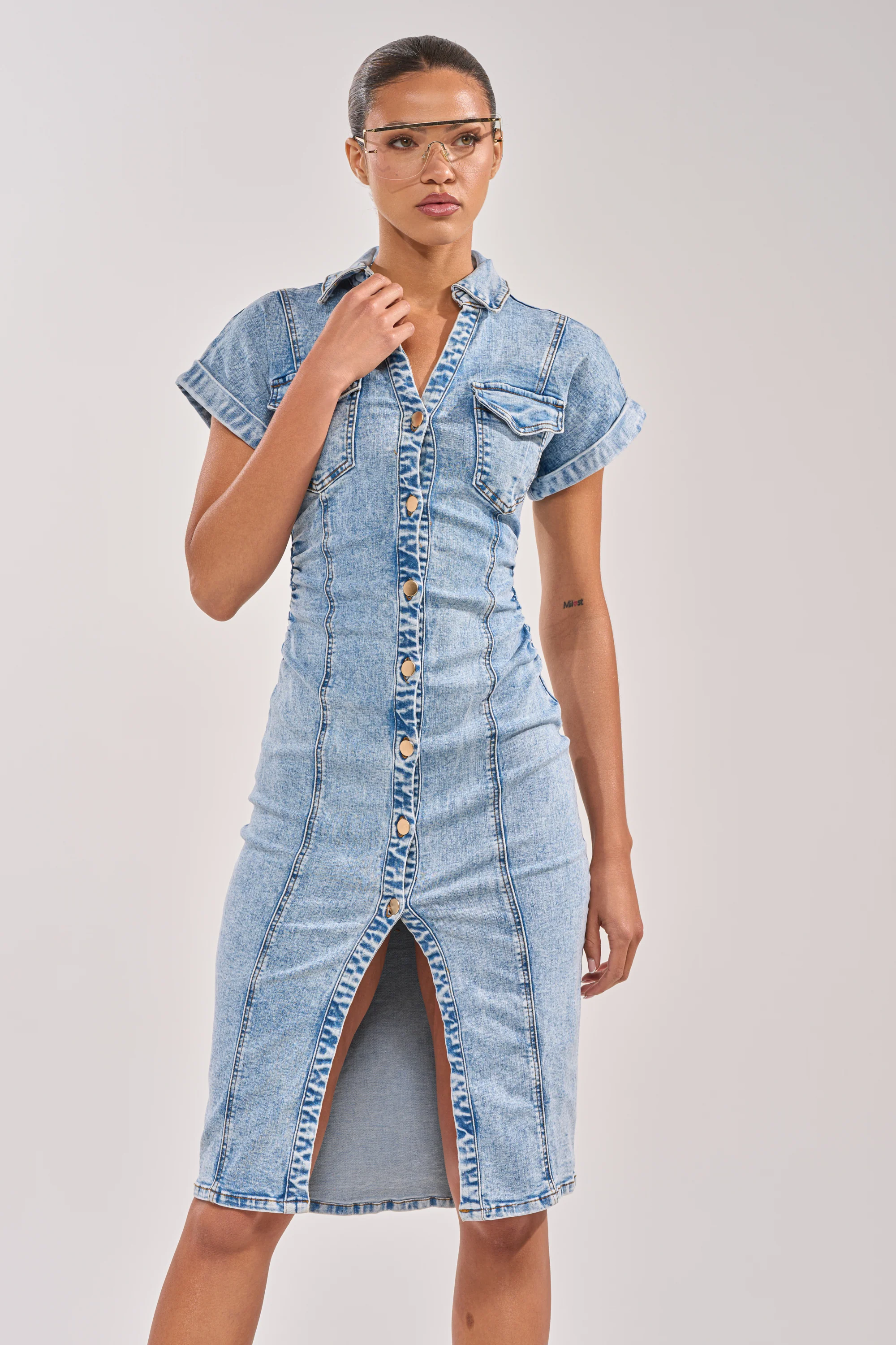 LITTLE DENIM MIDI DRESS IN LIGHT BLUE - Akira Wear