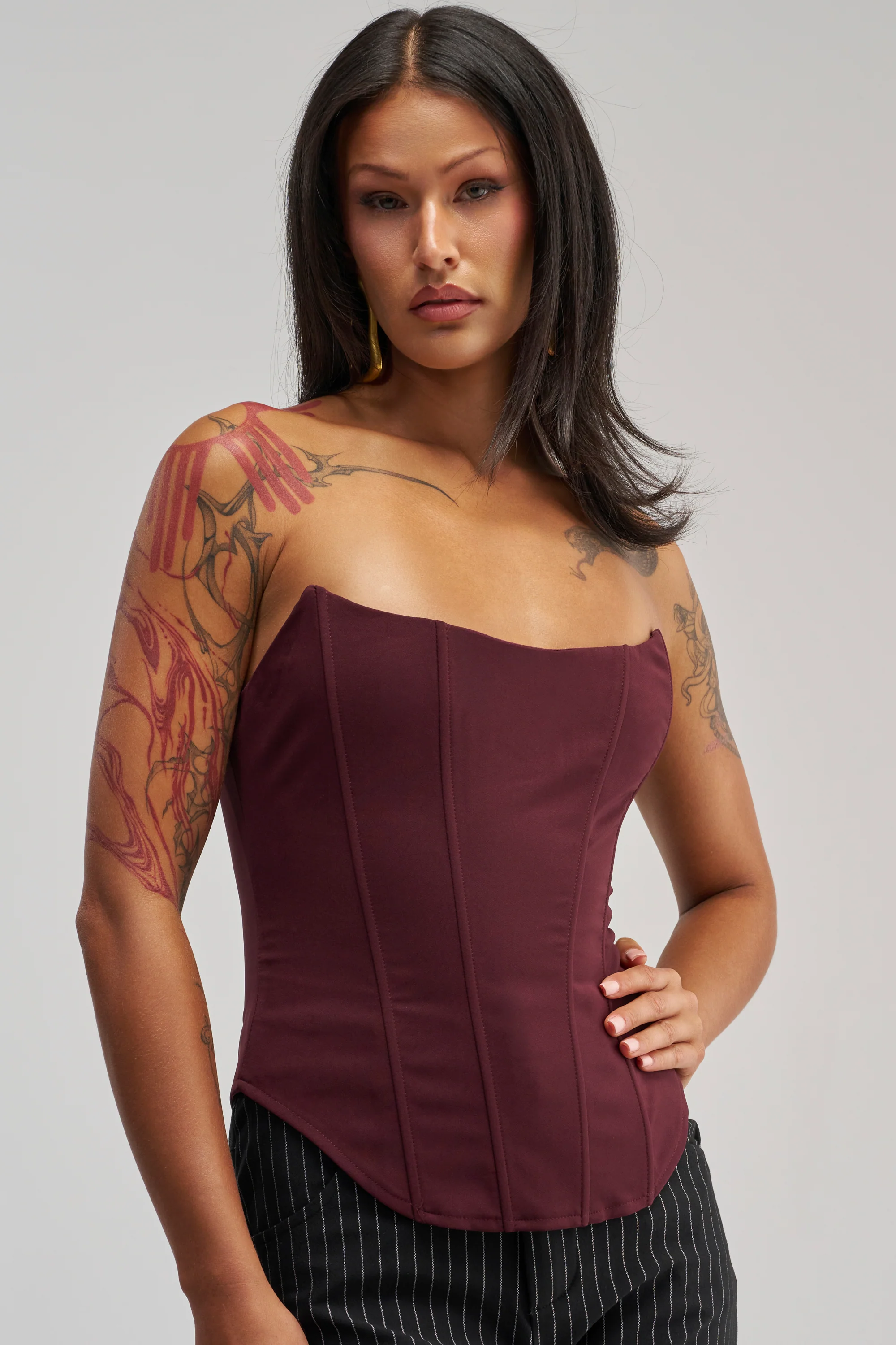 EVERYDAY LUXE CORSET IN BURGUNDY - Akira Wear