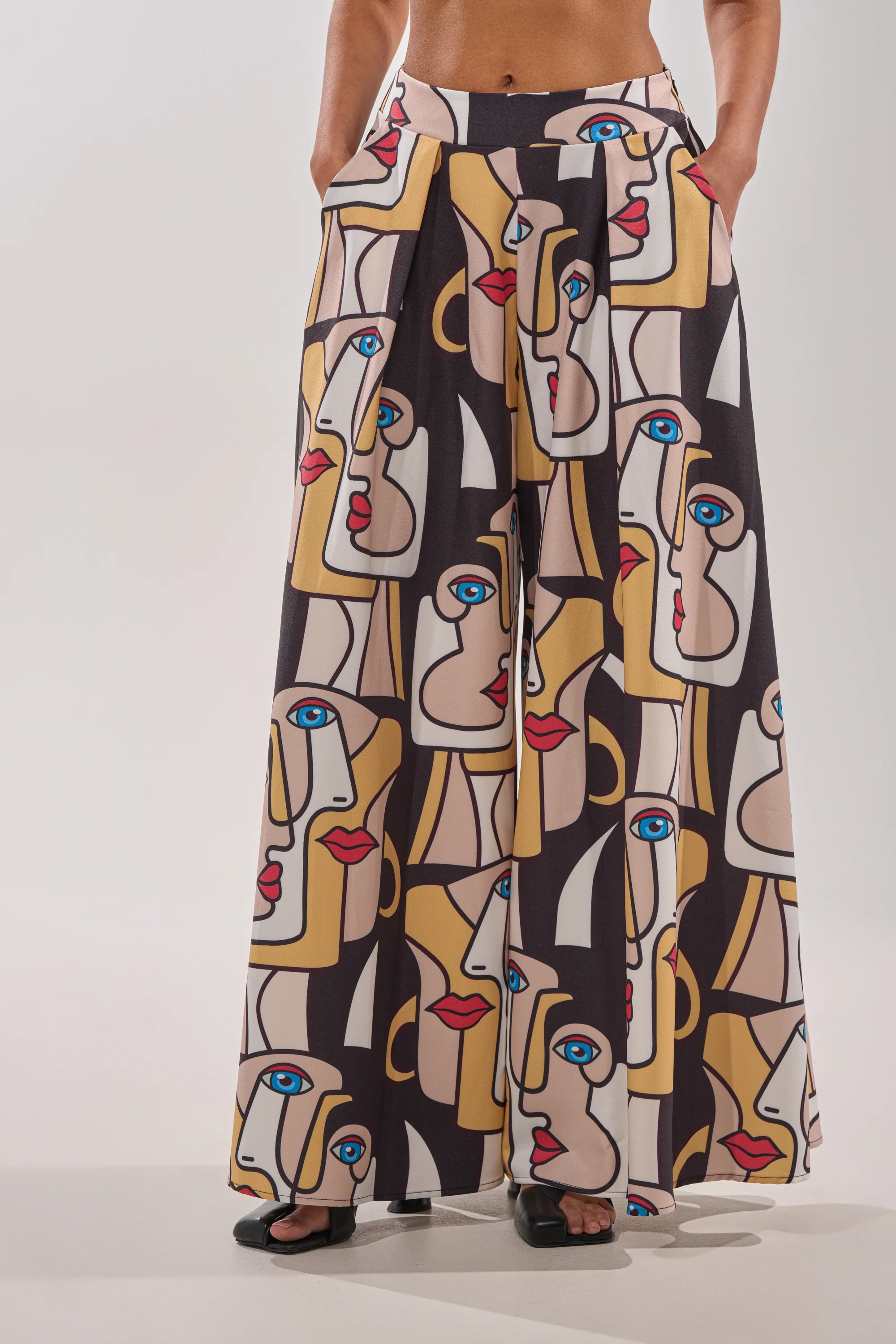 FACES EVERYWHERE TROUSER - Akira Wear
