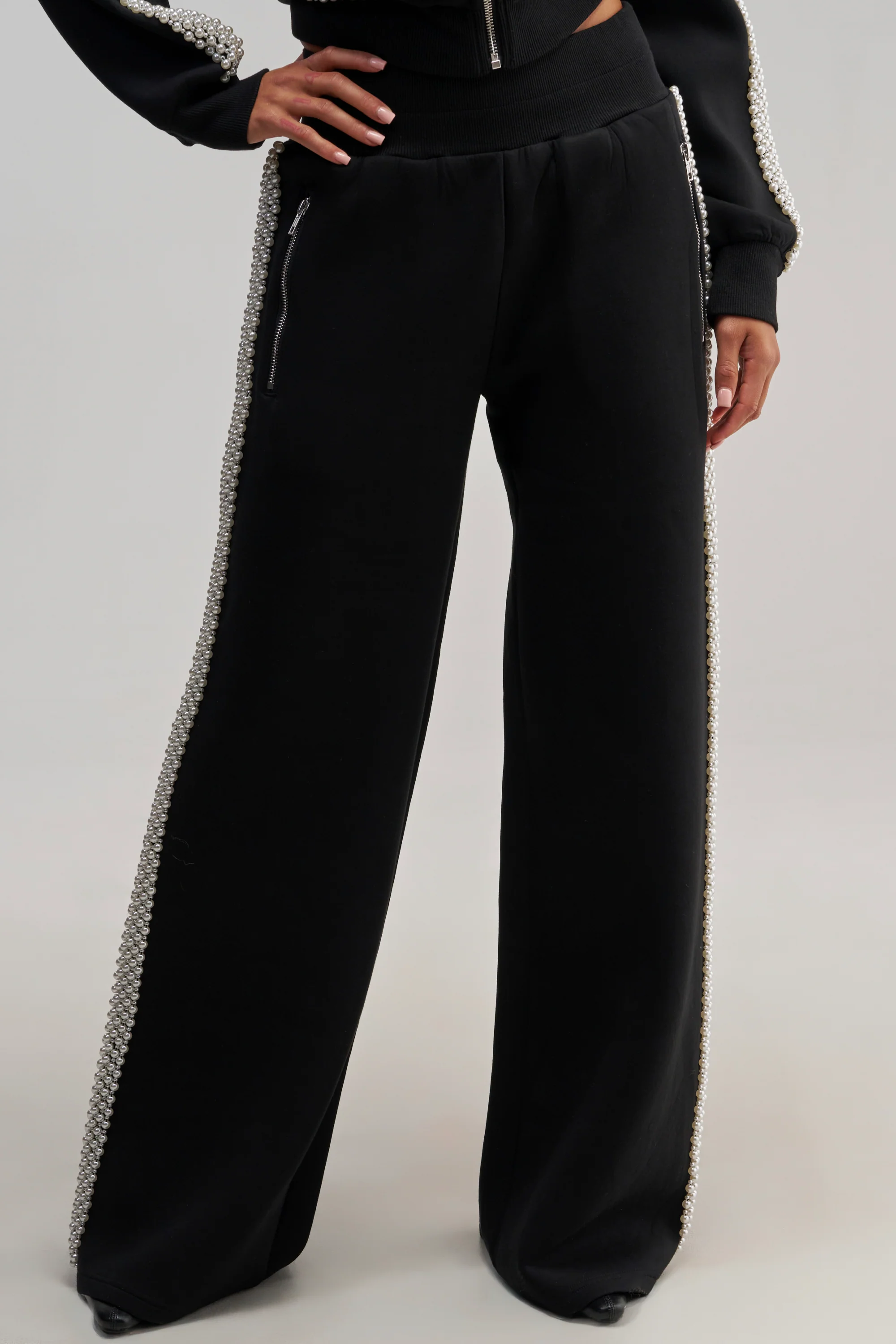 PEARL GIRL JOGGER - Akira Wear