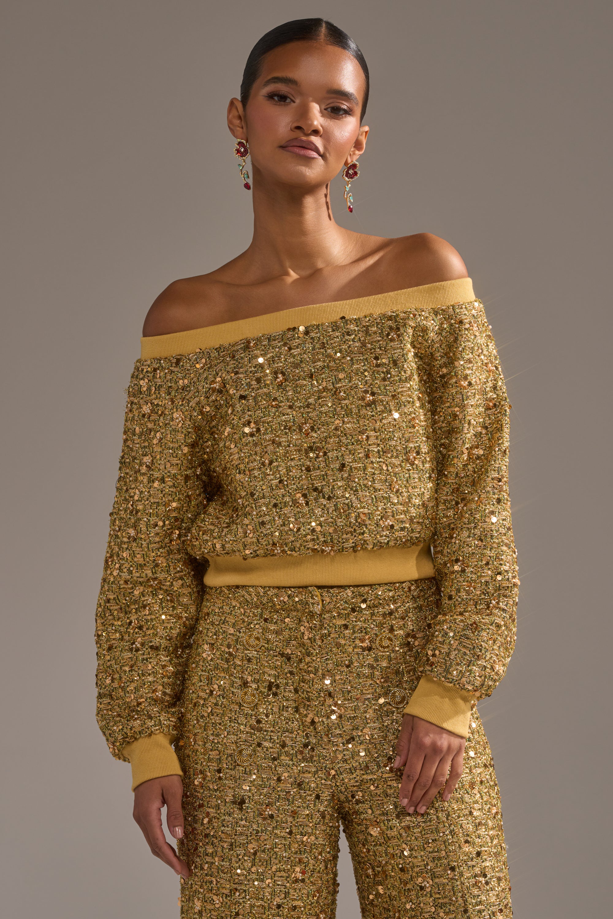 PRETTY IN GOLD OFF THE SHOULDER SWEATSHIRT - Akira Wear