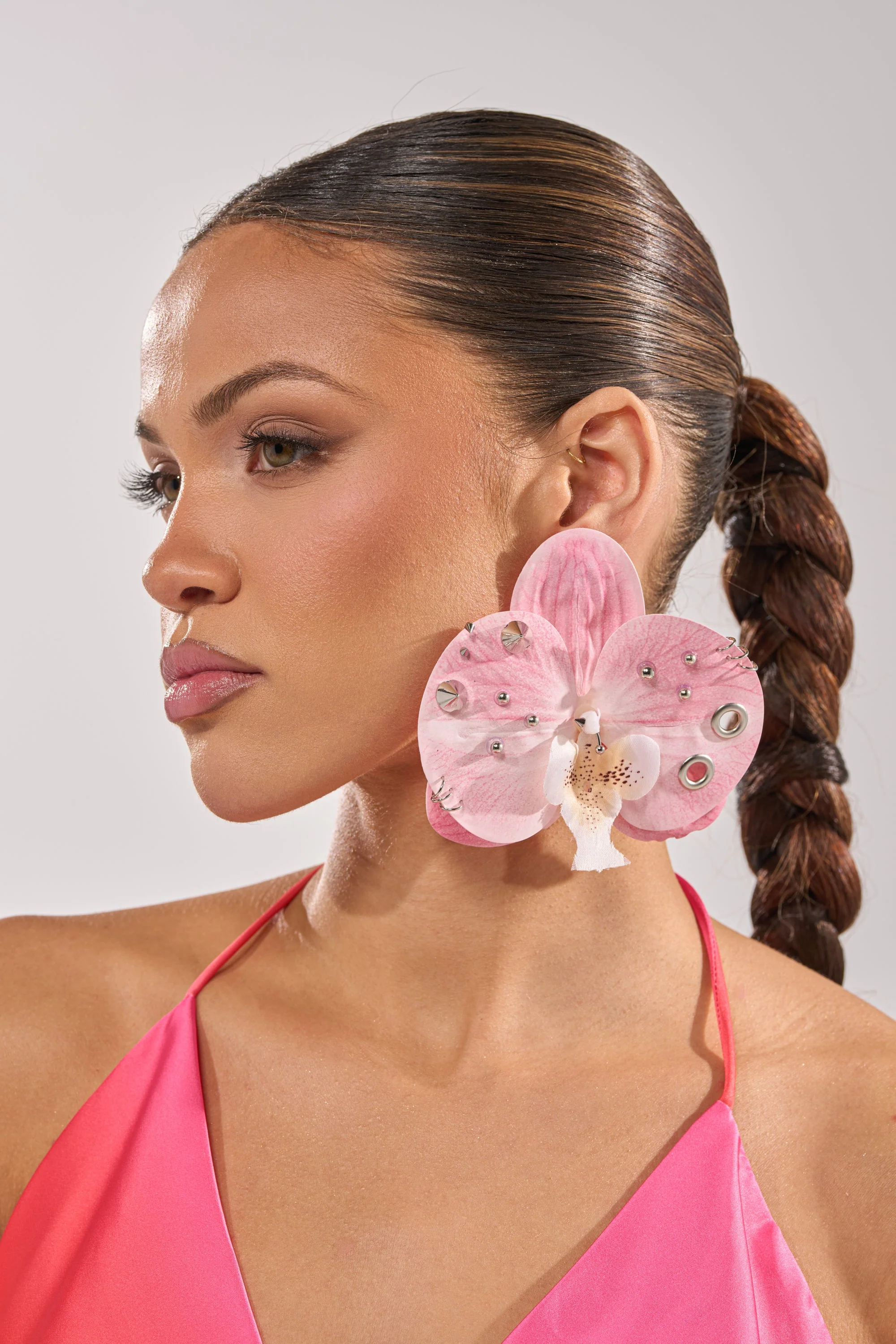 PIERCED ORCHID EARRING - Akira Wear