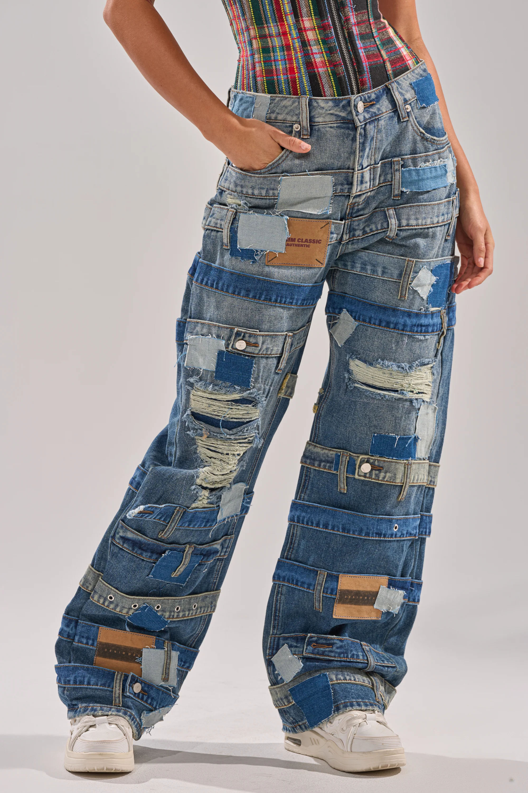 COOL ENOUGH RELAXED DENIM - Akira Wear