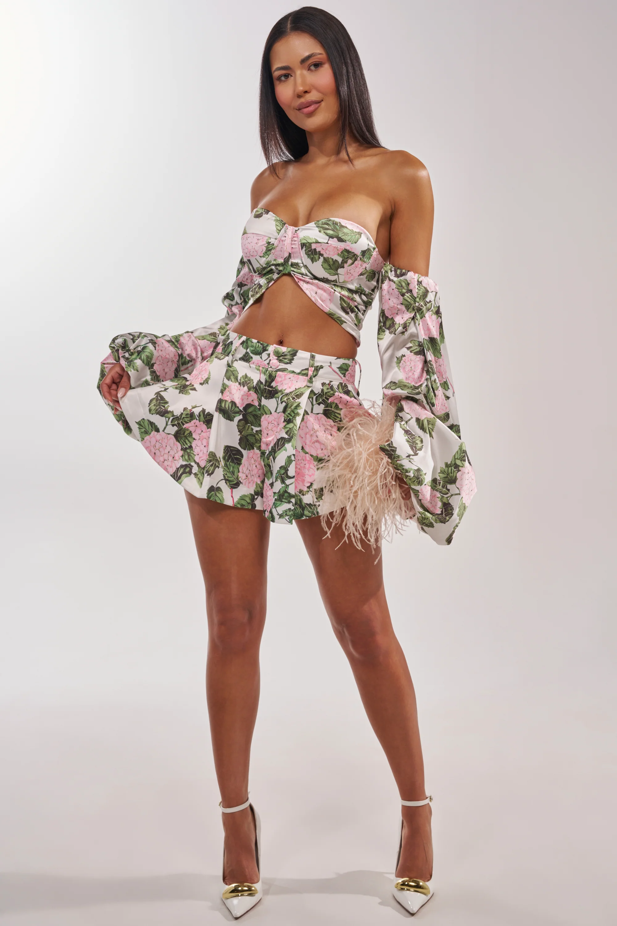 ONE OF A KIND FLORAL SHORT - Akira Wear