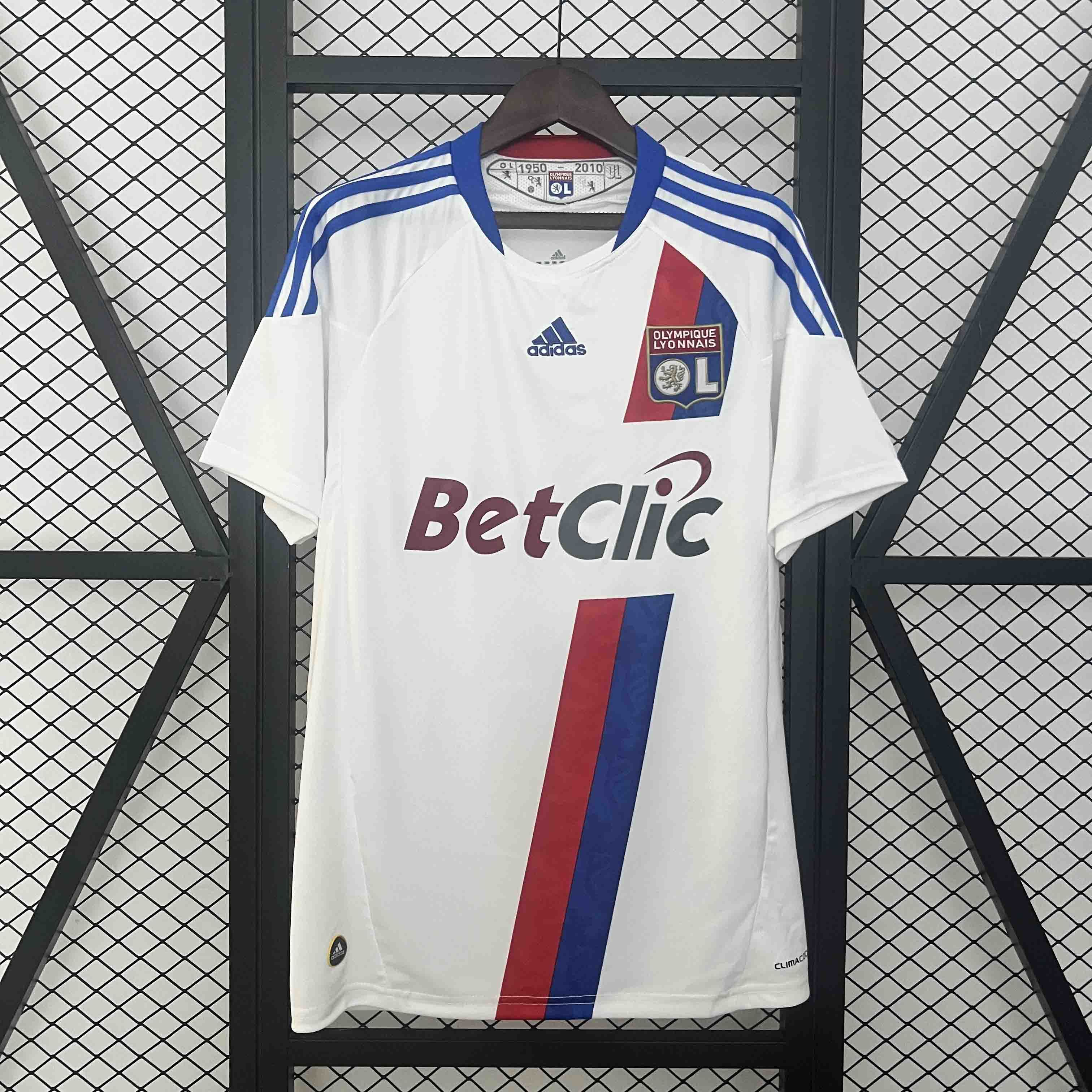 Olympique Lyonnais Retro Football Jersey Home Custom Shirt 2010-11 - Jersey