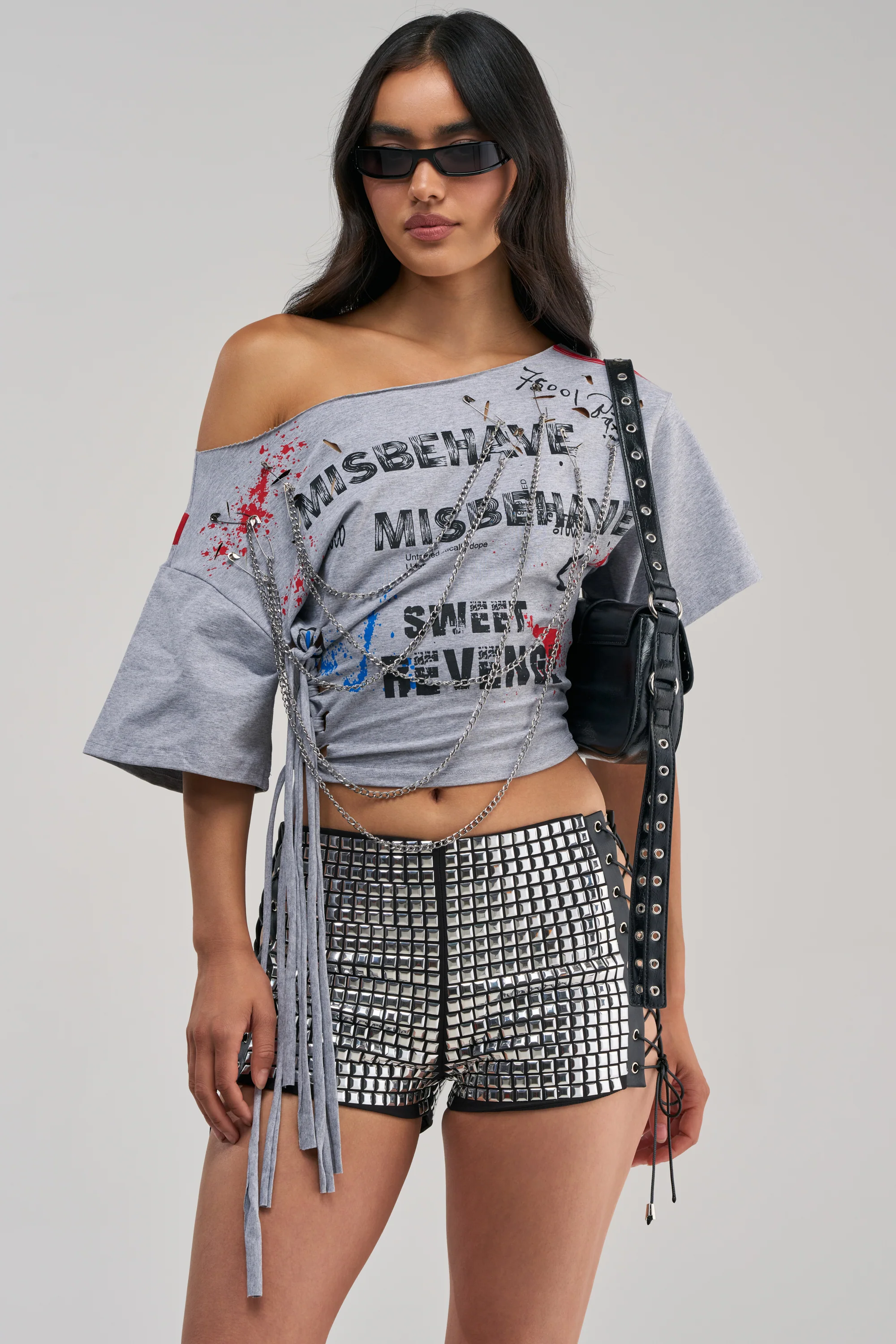 SWEET REVENGE CHAIN DETAIL TEE - Akira Wear