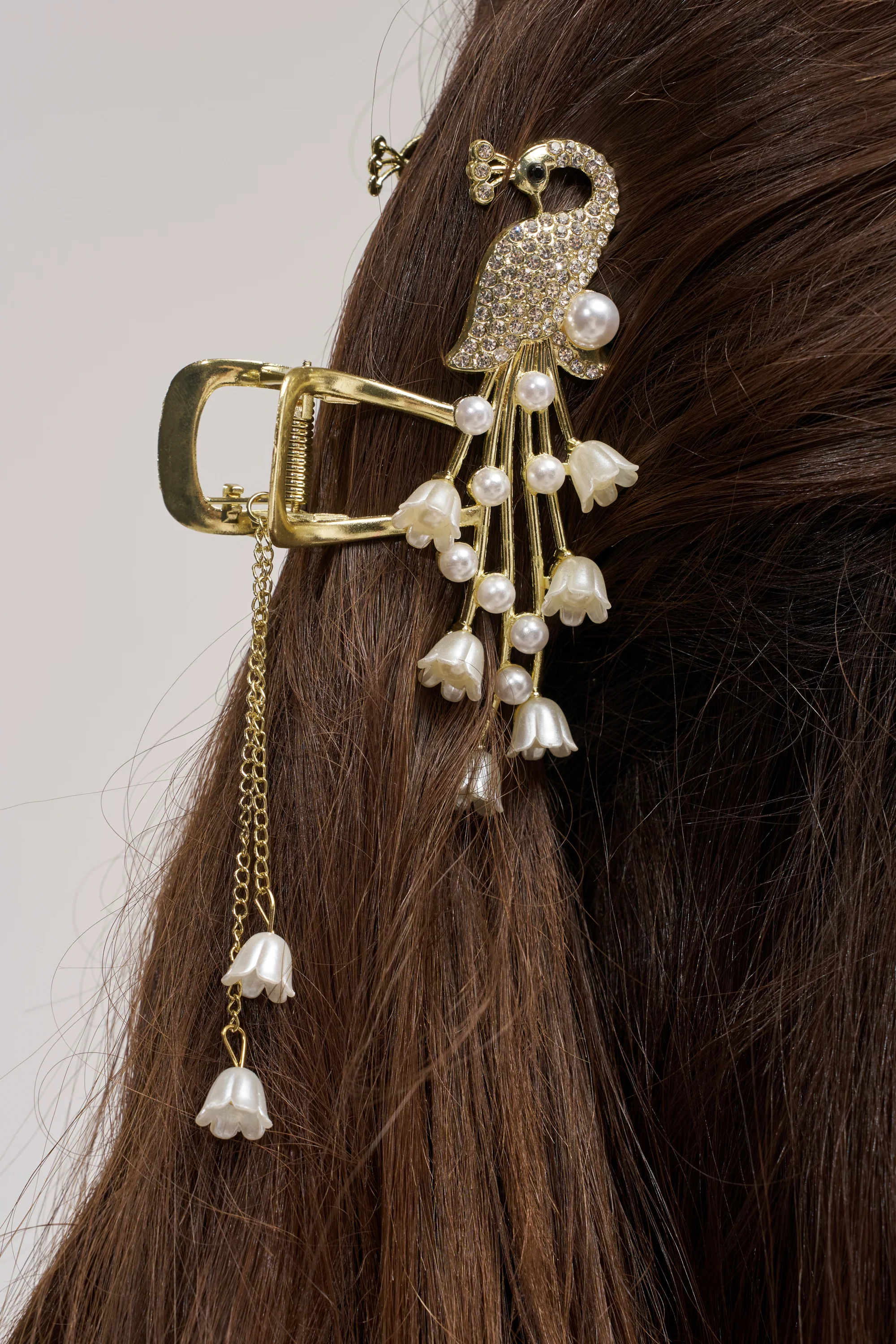 TAKE ME OUT HAIR CLAW CLIP - Akira Wear