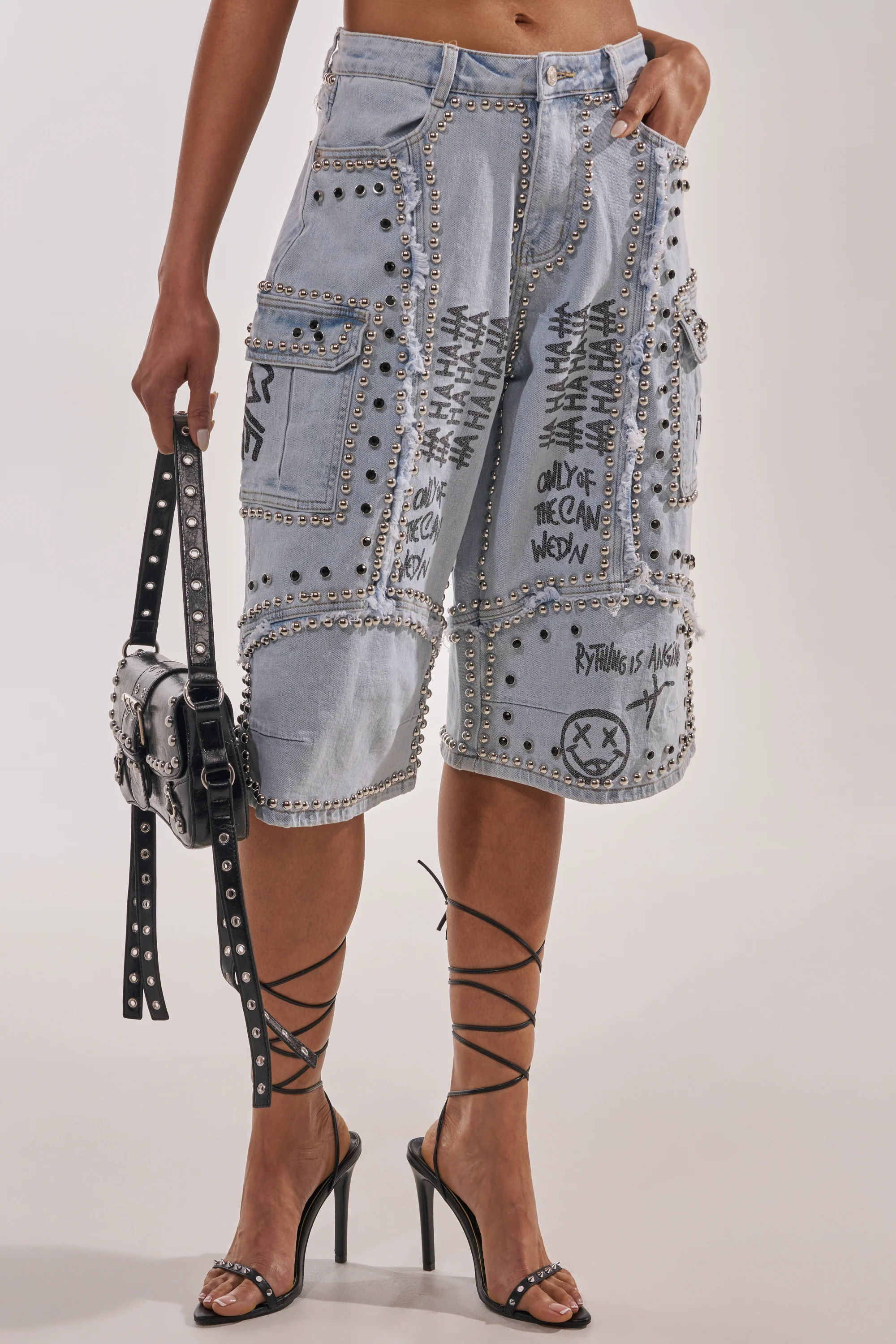 GET INTO THE RHYTHM BERMUDA SHORT - Akira Wear