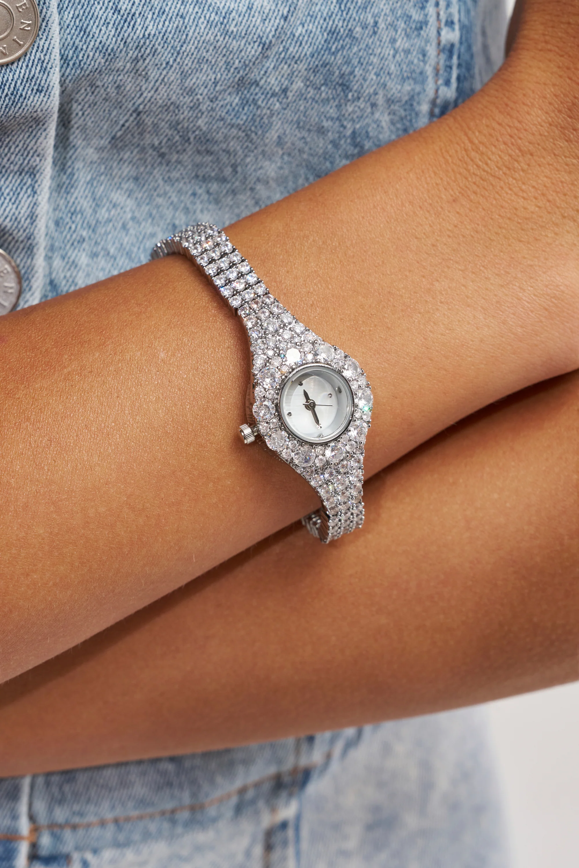 ICE PRINCESS WATCH - Akira Wear