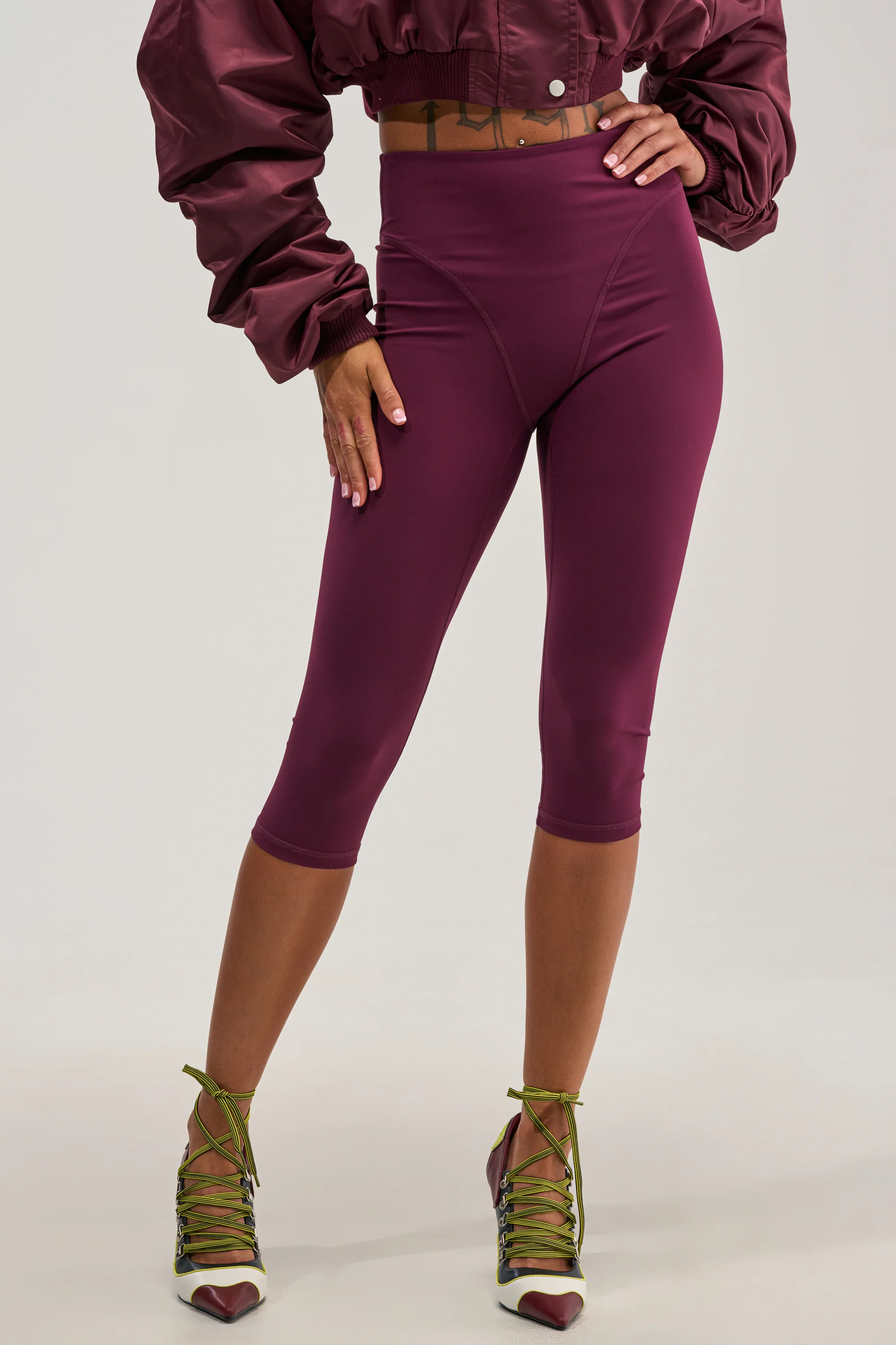 EASY ENOUGH CAPRI - Akira Wear