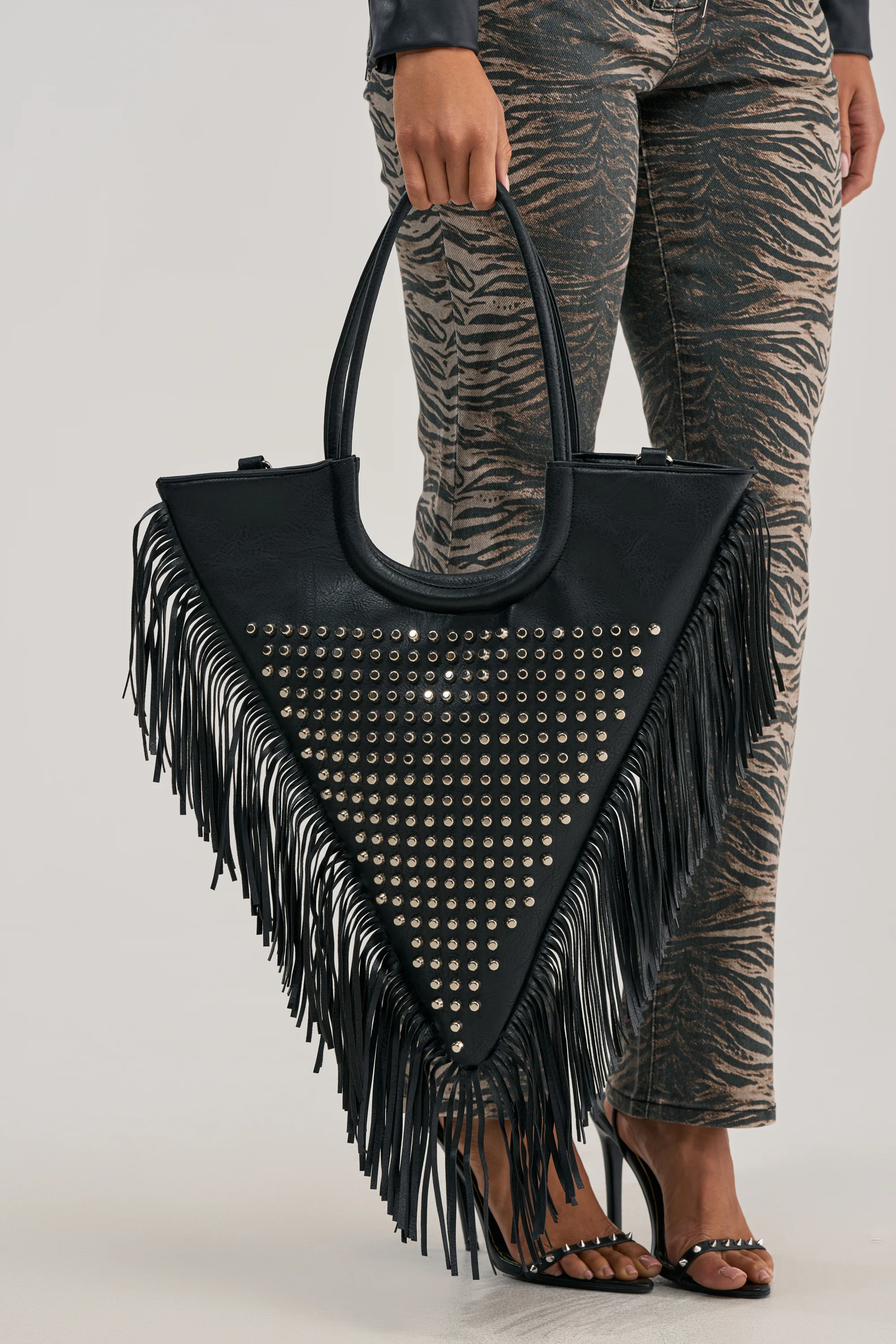 TAKE ME OUT STUDDED TOTE - Akira Wear