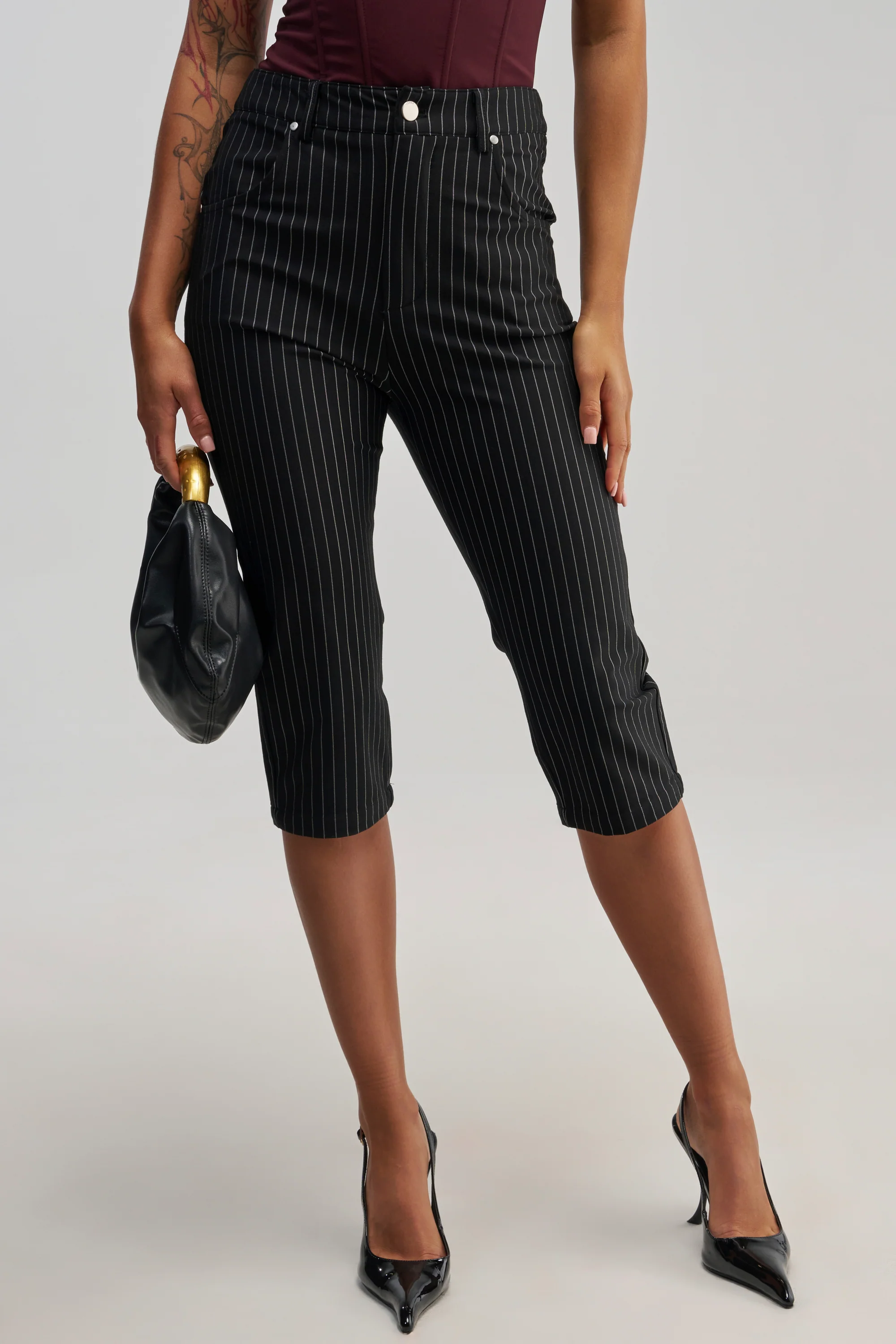 BUSINESS ONLY CAPRI - Akira Wear