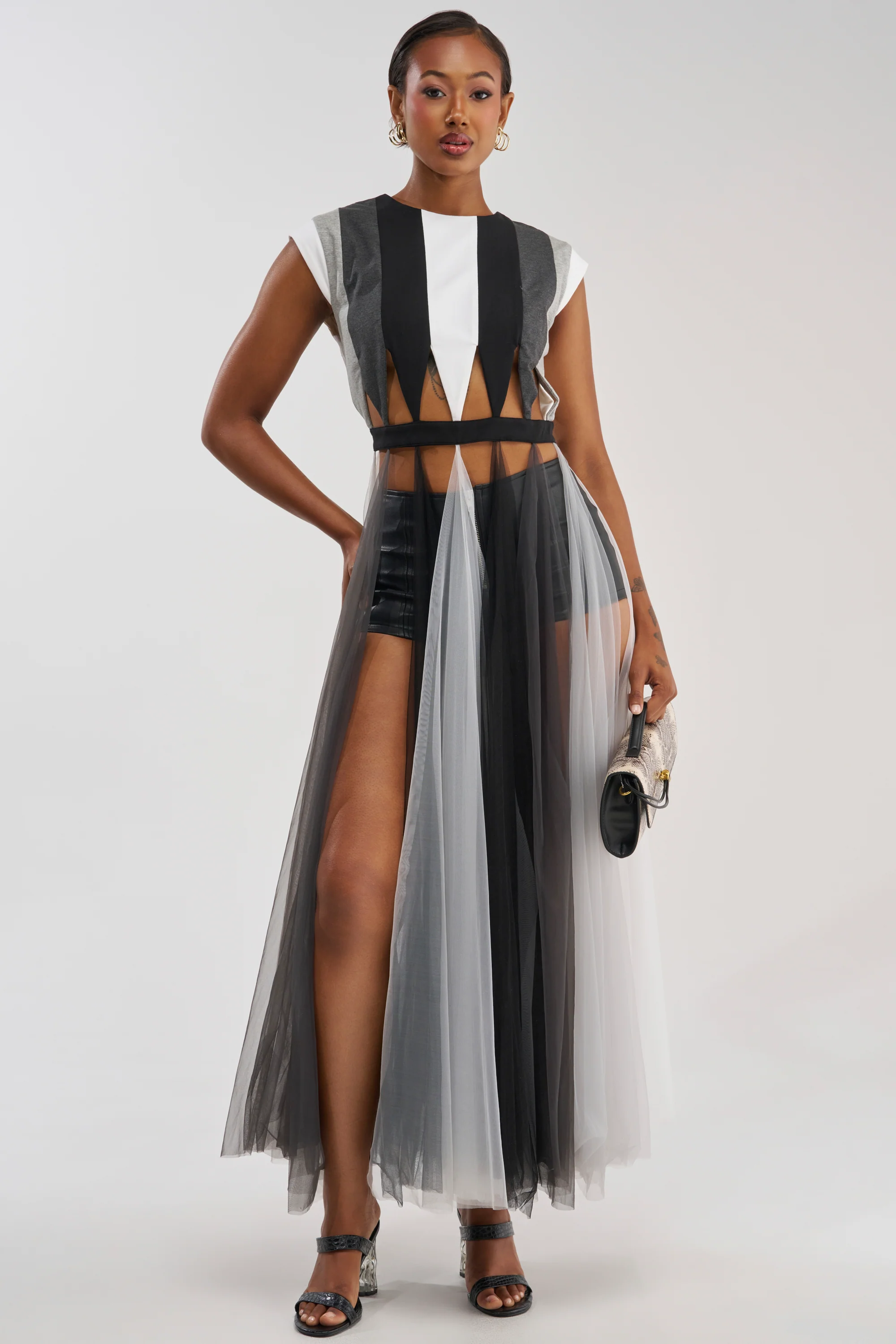 FEELING THE MOTIONS TOP - Akira Wear