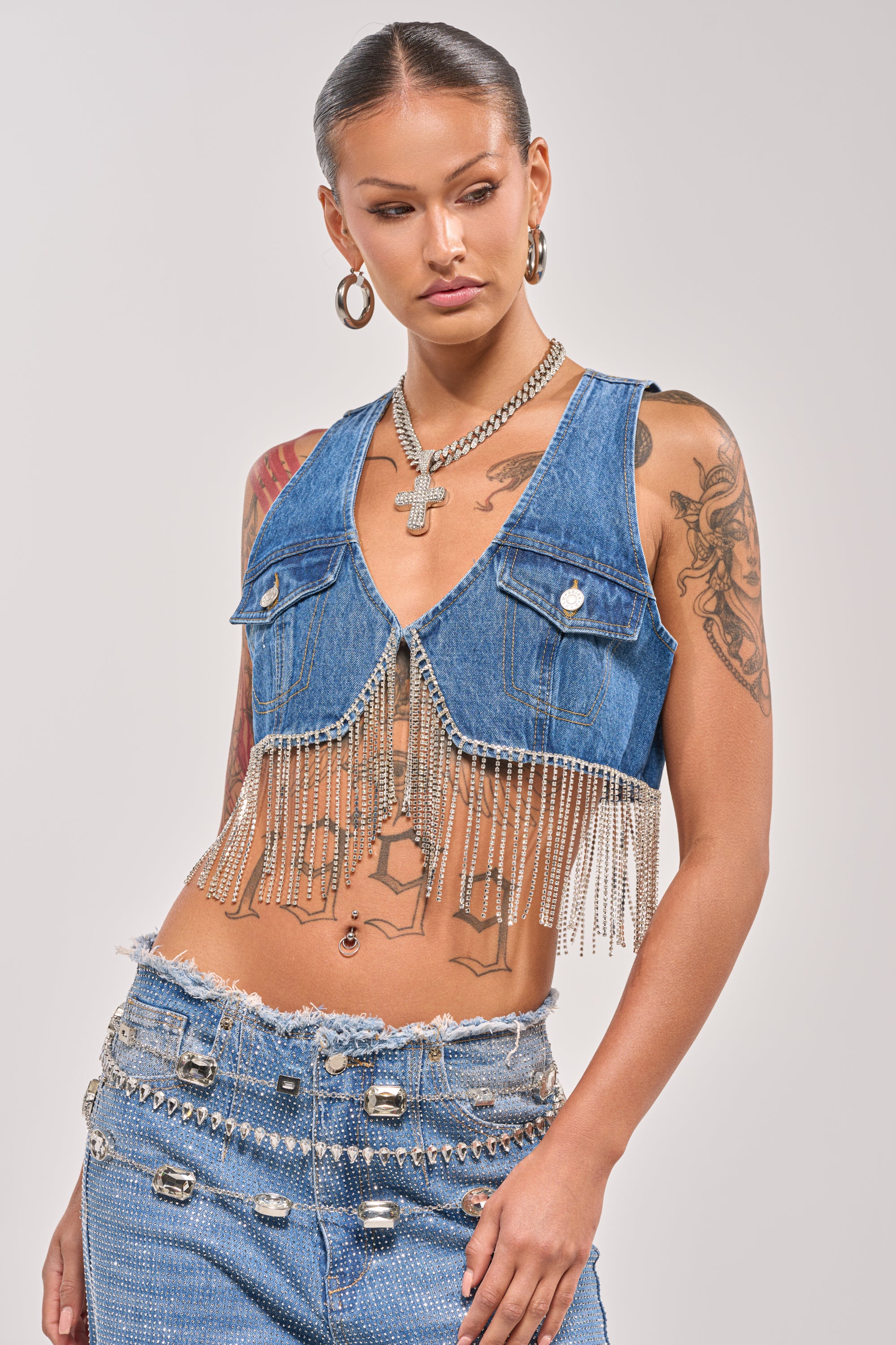 RIDE EM CROPPED DENIM VEST - Akira Wear