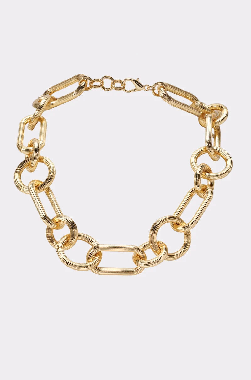CAN'T BEAT MY OUTFIT CHAIN NECKLACE IN GOLD - Akira Wear