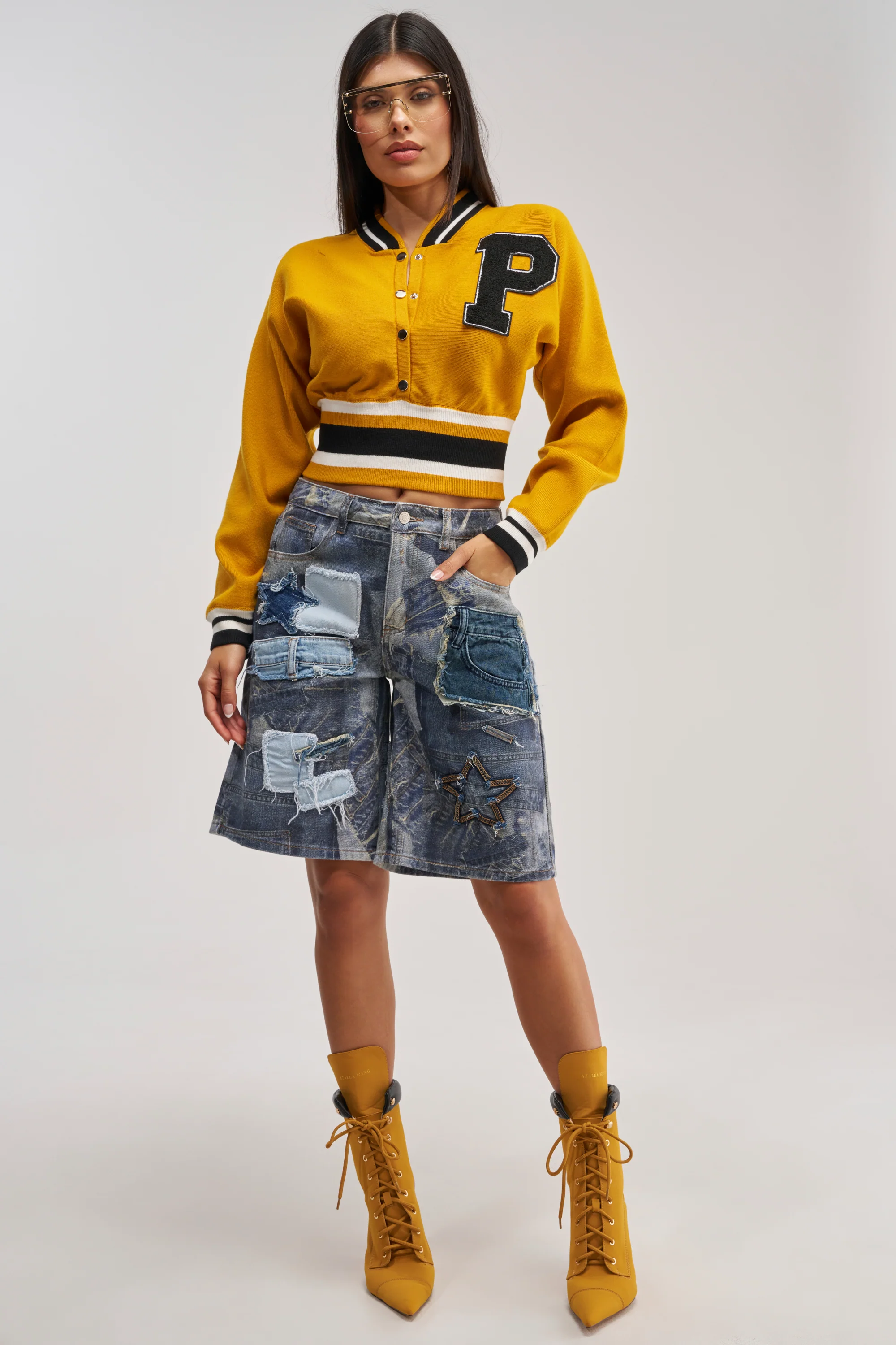 STARS IN THE SKY DENIM SHORT - Akira Wear