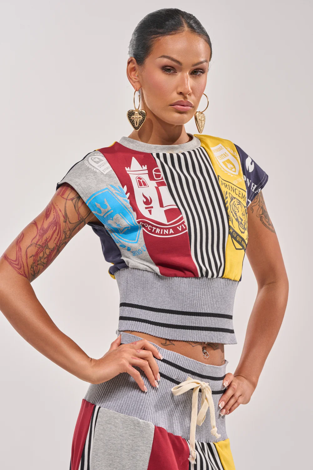 MIXED FEELINGS CROPPED T-SHIRT - Akira Wear