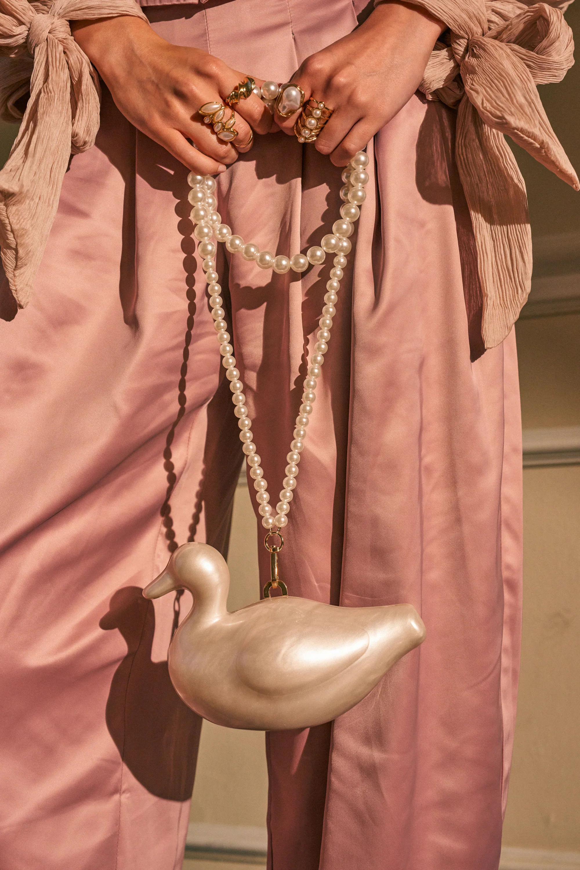 SWAN BAG - Akira Wear