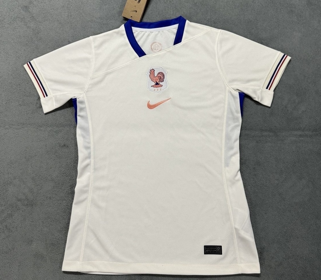 France Soccer Jersey Away Women's Custom Shirt 2025 - Jersey