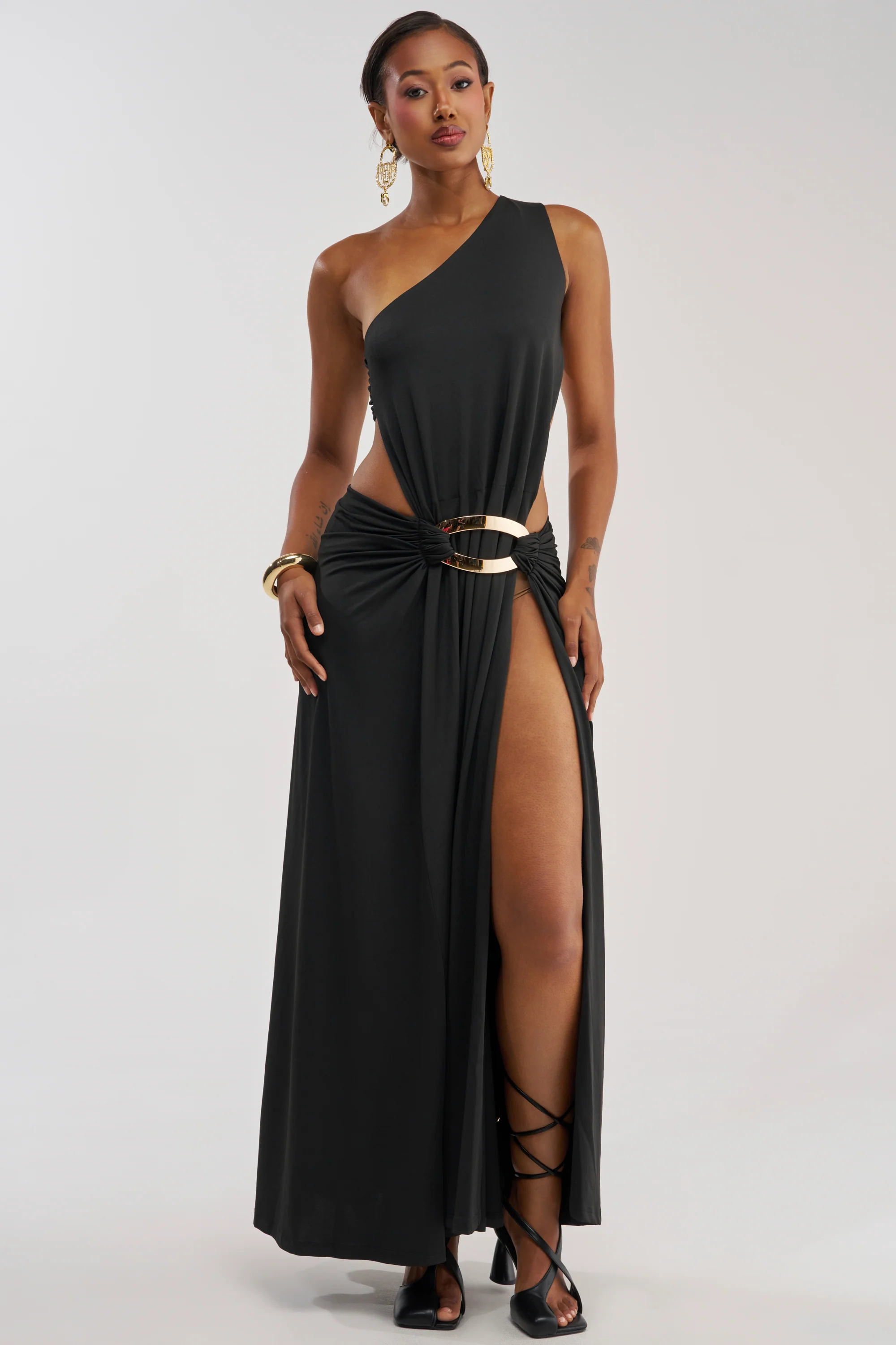 HEARTBREAKER ONE SHOULDER MAXI DRESS IN BLACK - Akira Wear