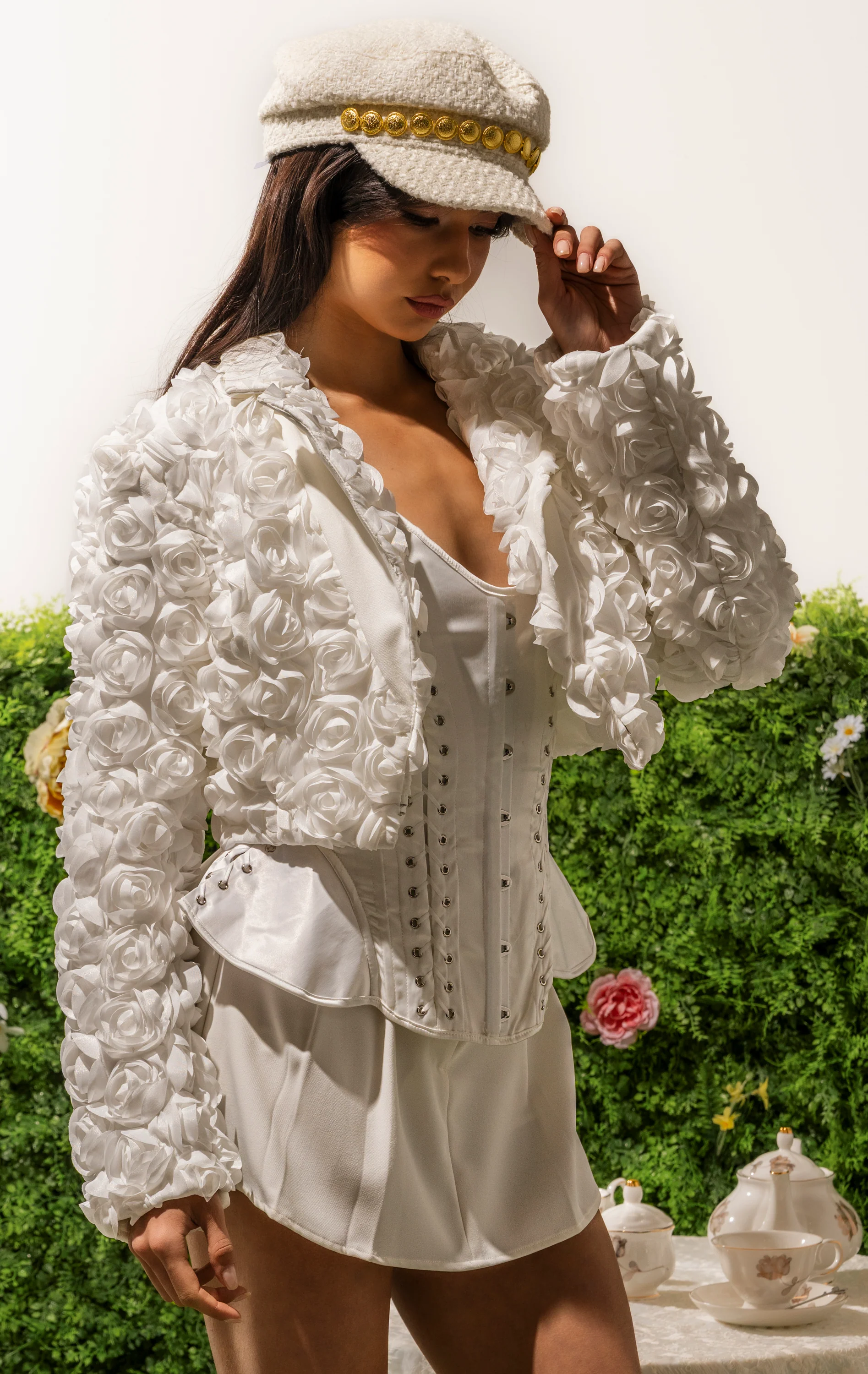 FAYE FLORAL APPLIQUE BLAZER - Akira Wear