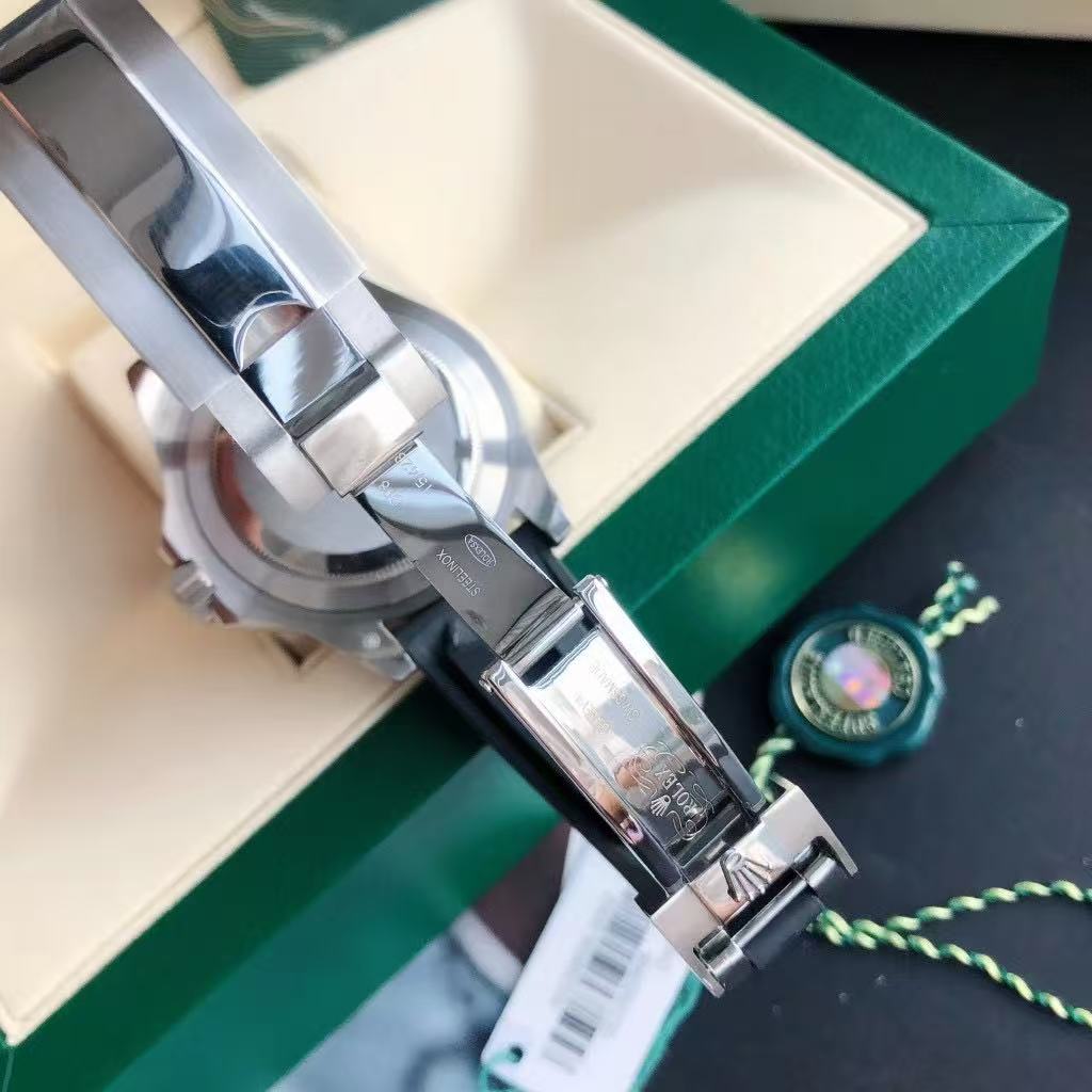 Code No. 5 Rolex Yacht-Master 18K White Gold Rubber Strap Watch
