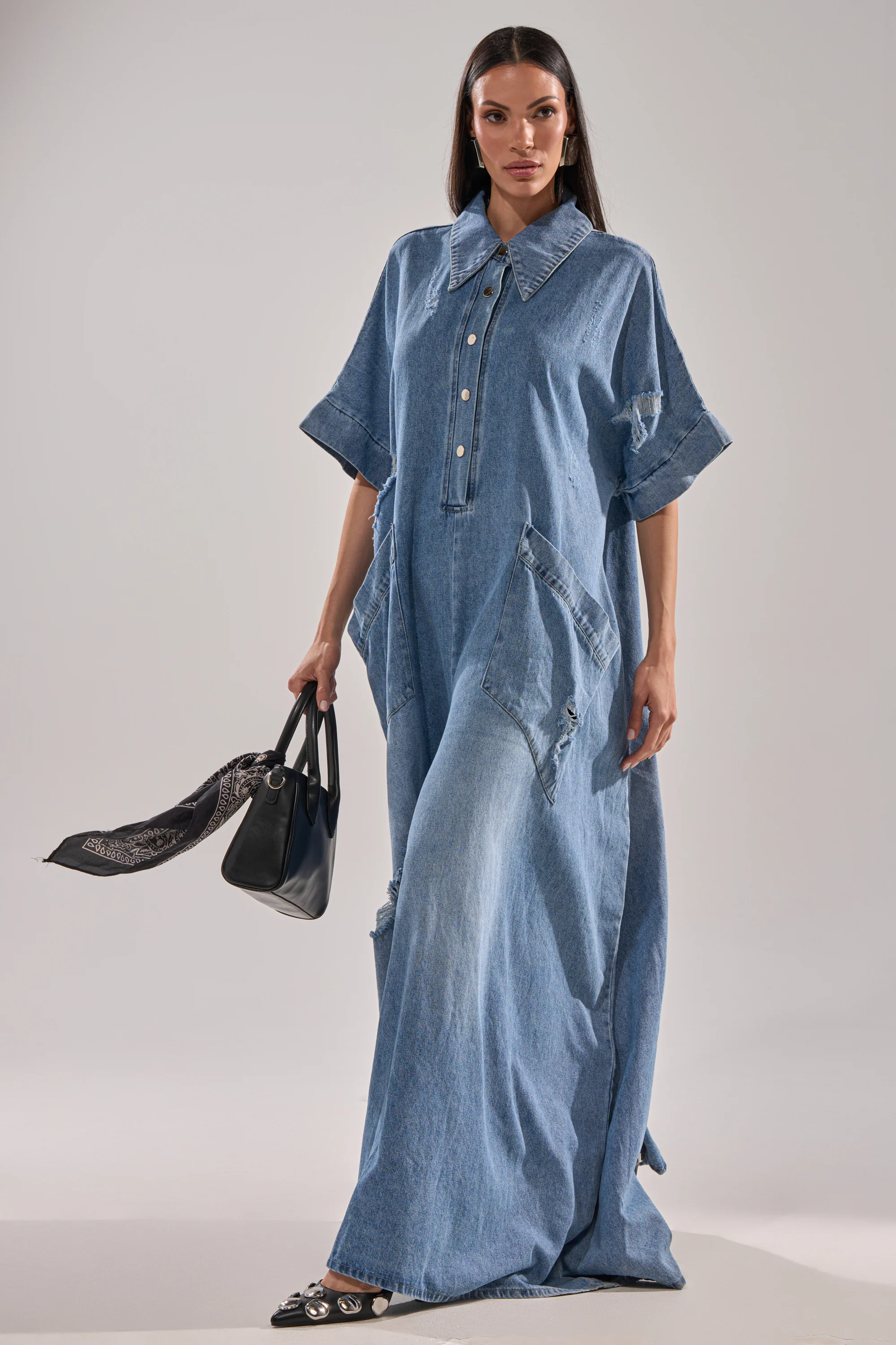 THE BEST OVERSIZED DENIM JUMPSUIT - Akira Wear