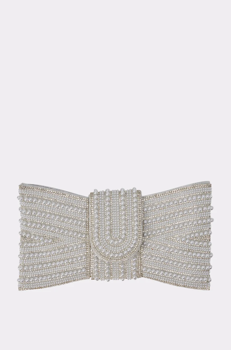 DRESSED TO IMPRESS PEARL BAG IN SILVER - Akira Wear