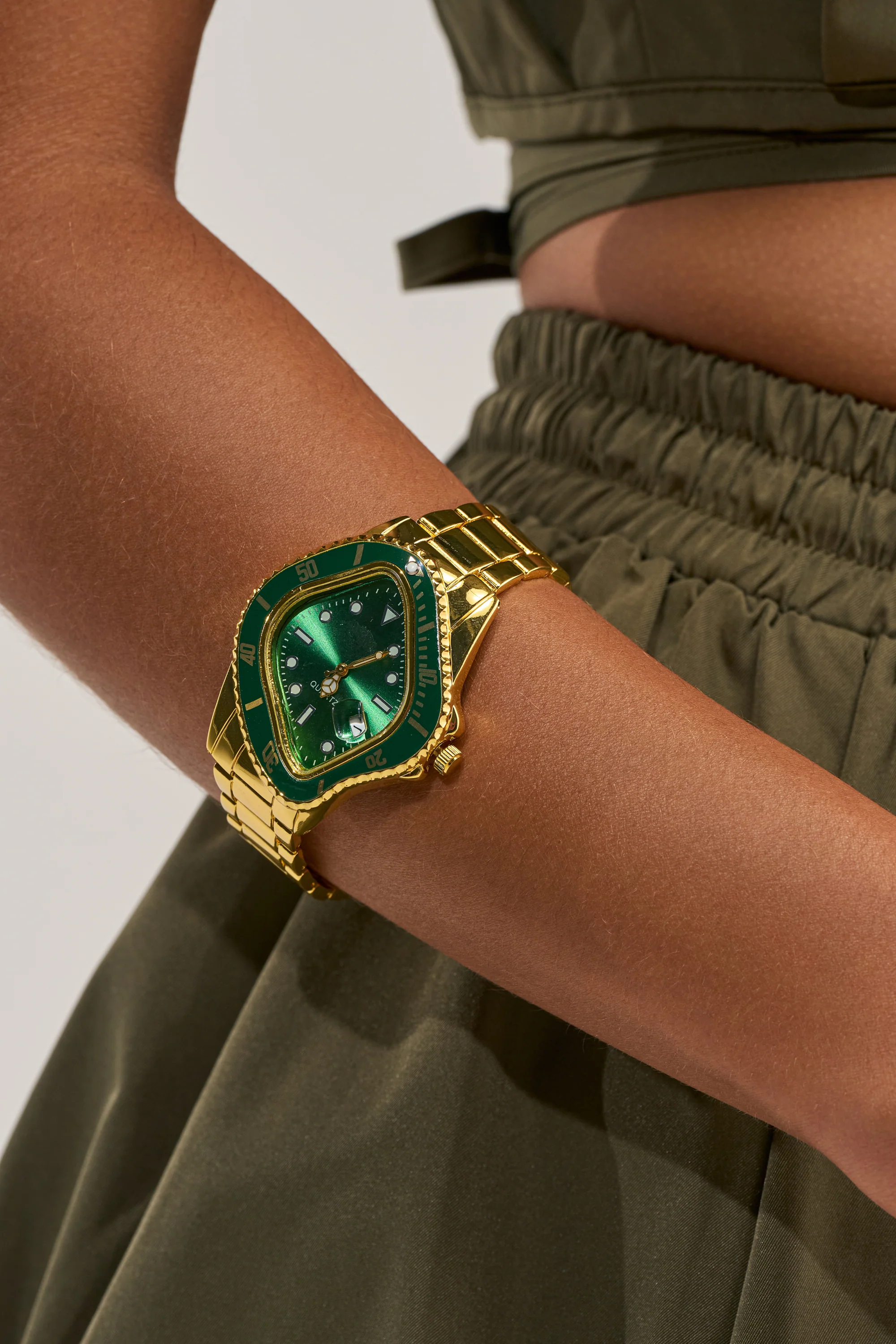 CLOCKING TIME WATCH - Akira Wear