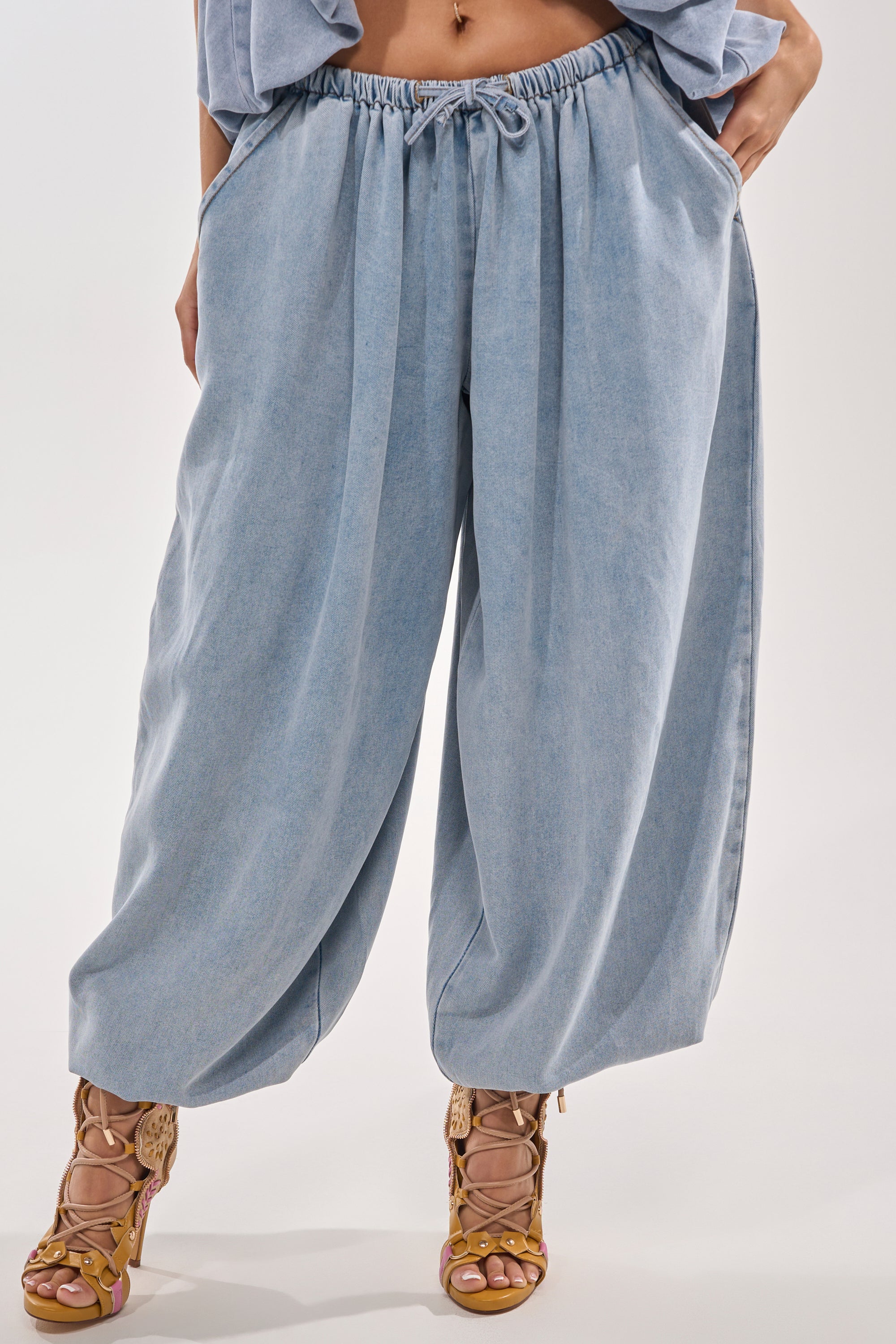 PUMPED UP DENIM BALLOON PANT - Akira Wear