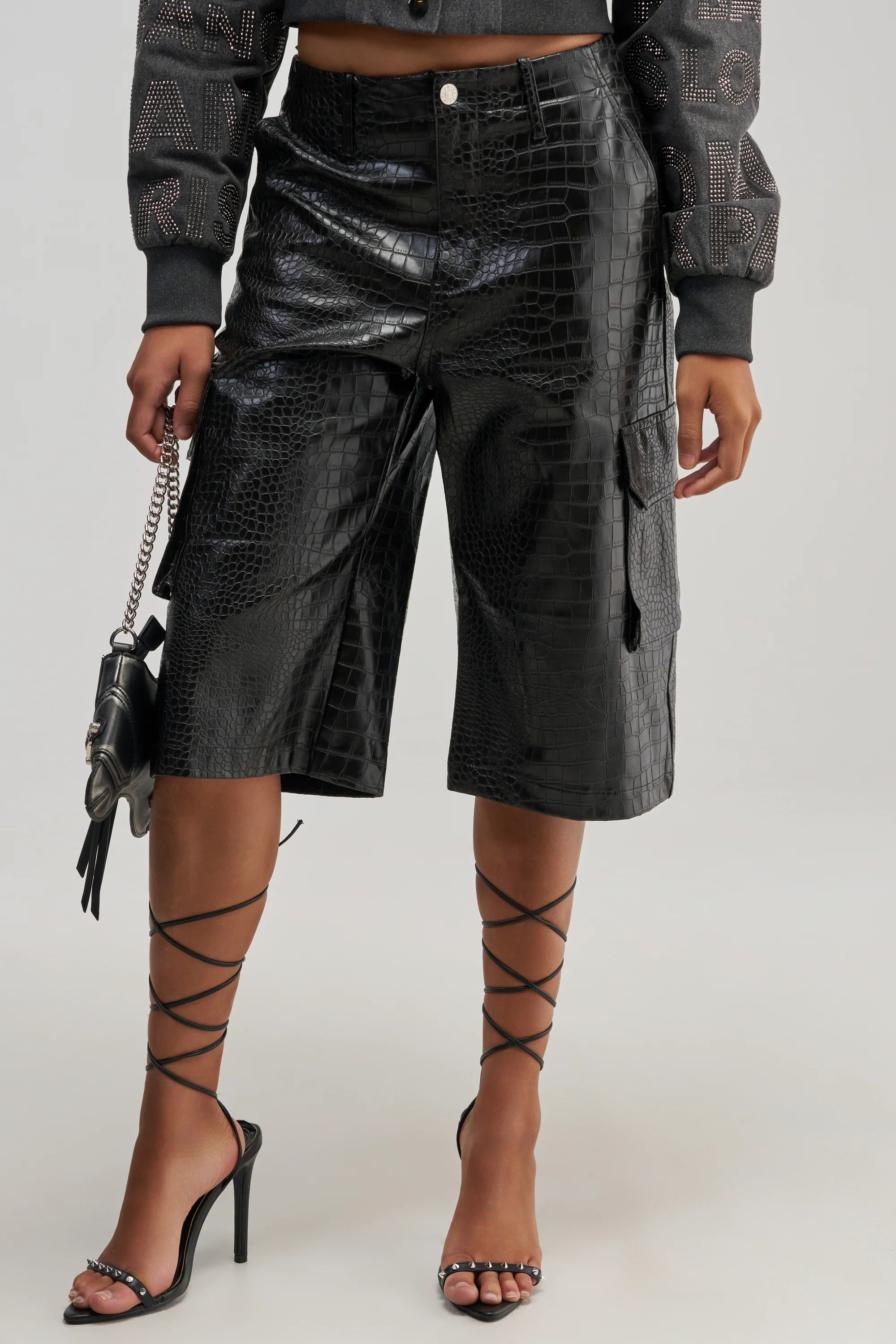 THE BEST CROC BERMUDA SHORT - Akira Wear