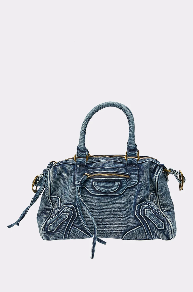 IM THAT GIRL DISTRESSED PURSE - Akira Wear