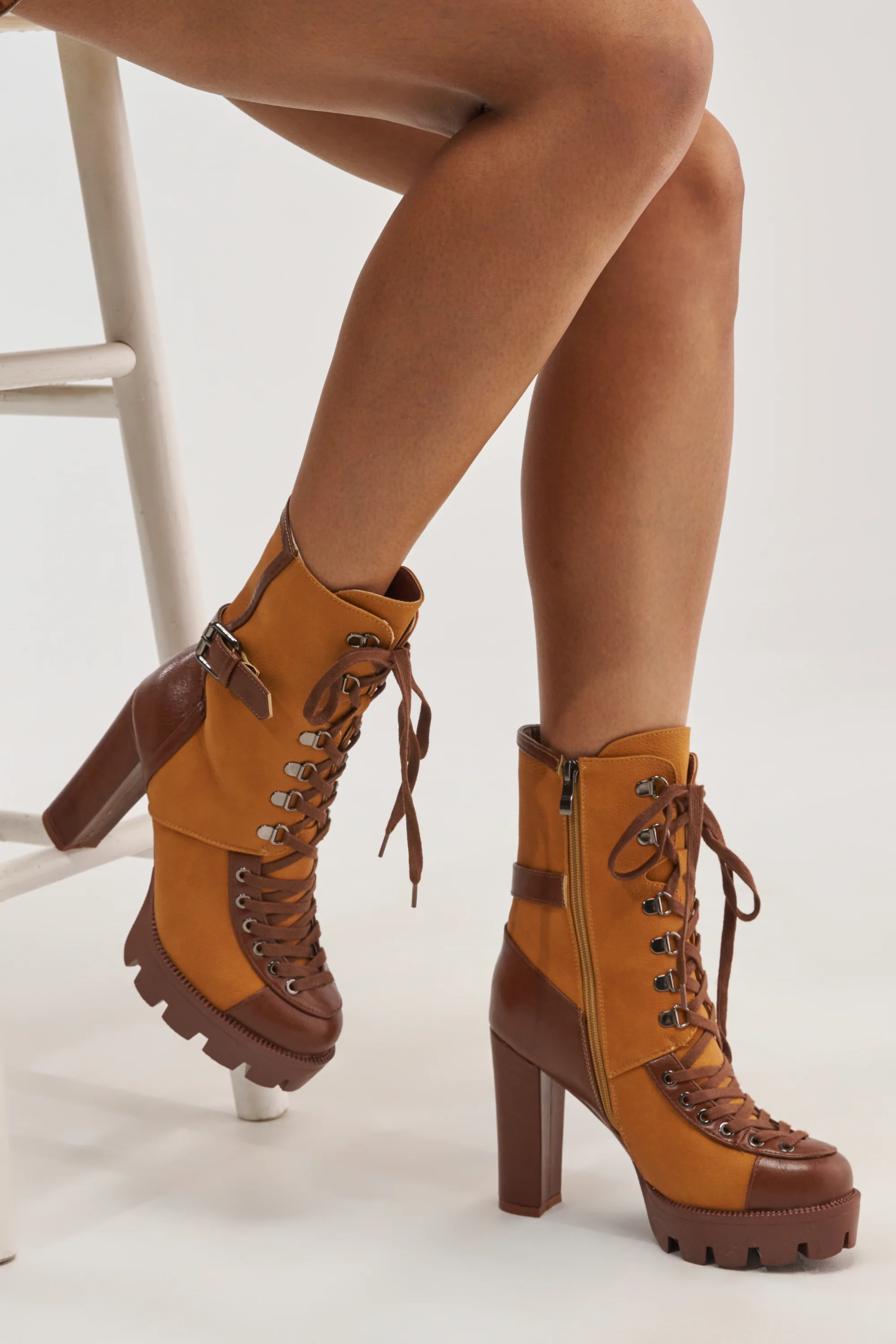 AZALEA WANG BARRINGTON TAN COLOR BLOCKED SPORTY CHUNKY BOOTIE - Akira Wear