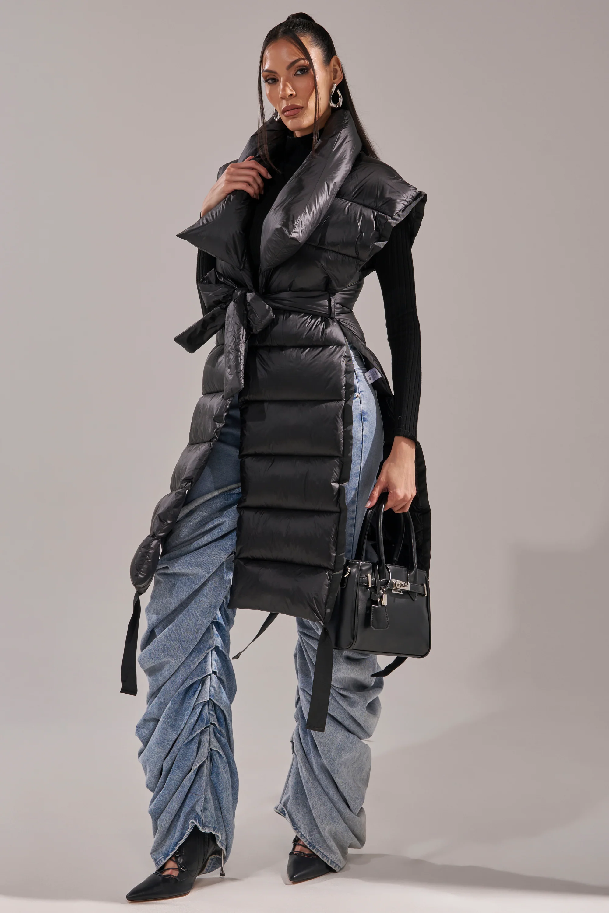 PILOT JONES LONG LINE PUFFER VEST IN BLACK - Akira Wear