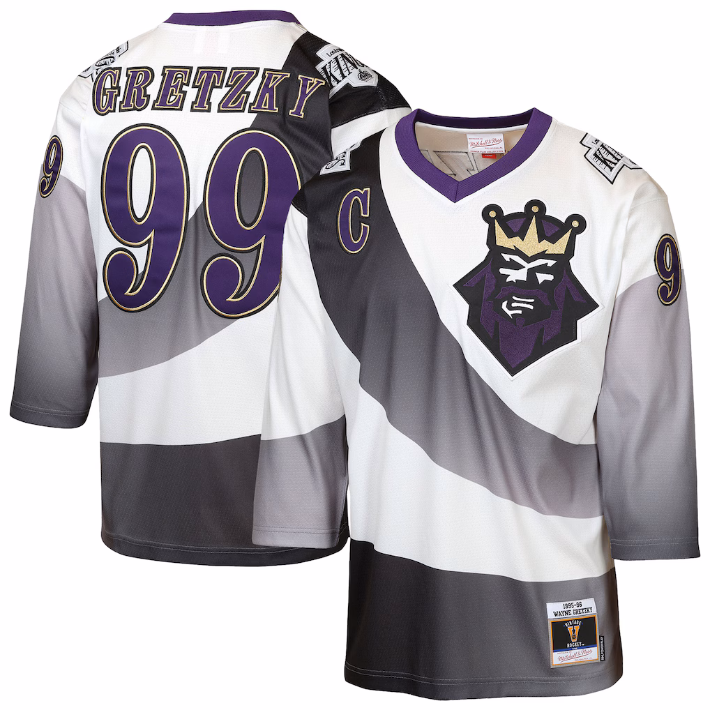 Youth Los Angeles Kings Wayne Gretzky Mitchell & Ness White 1995/96 Power Play Throwback Alternate Player Jersey with Captain Patch - Jersey