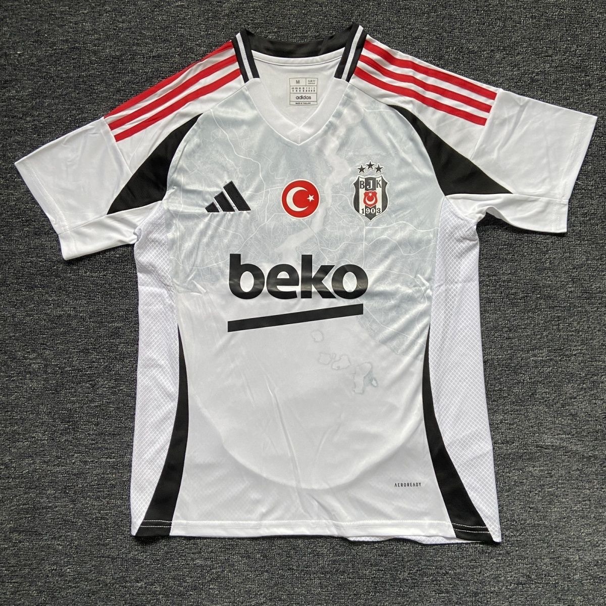 Beşiktaş Home Football Jersey Custom Shirt 2024/25 - Jersey