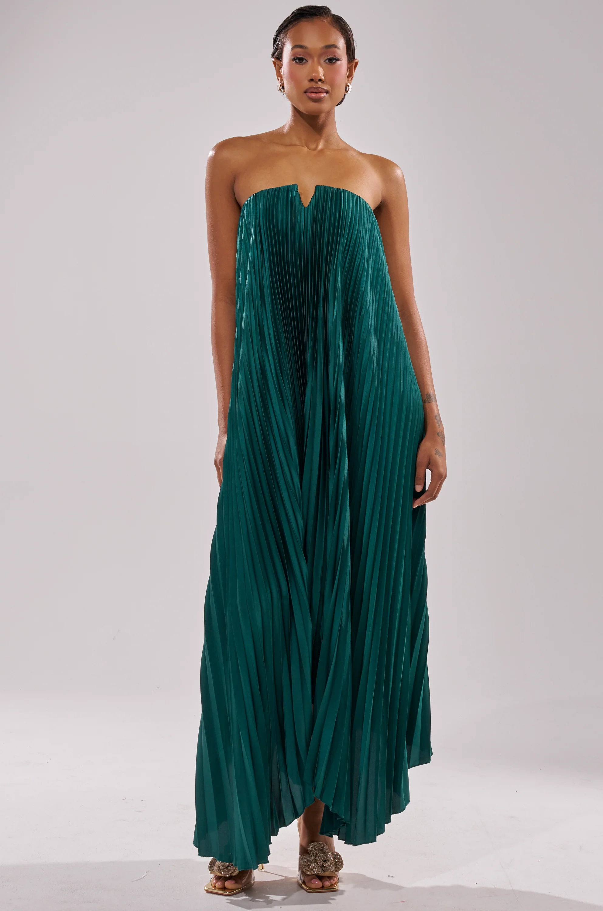 EMERALD DREAM SLEEVELESS MAXI DRESS - Akira Wear