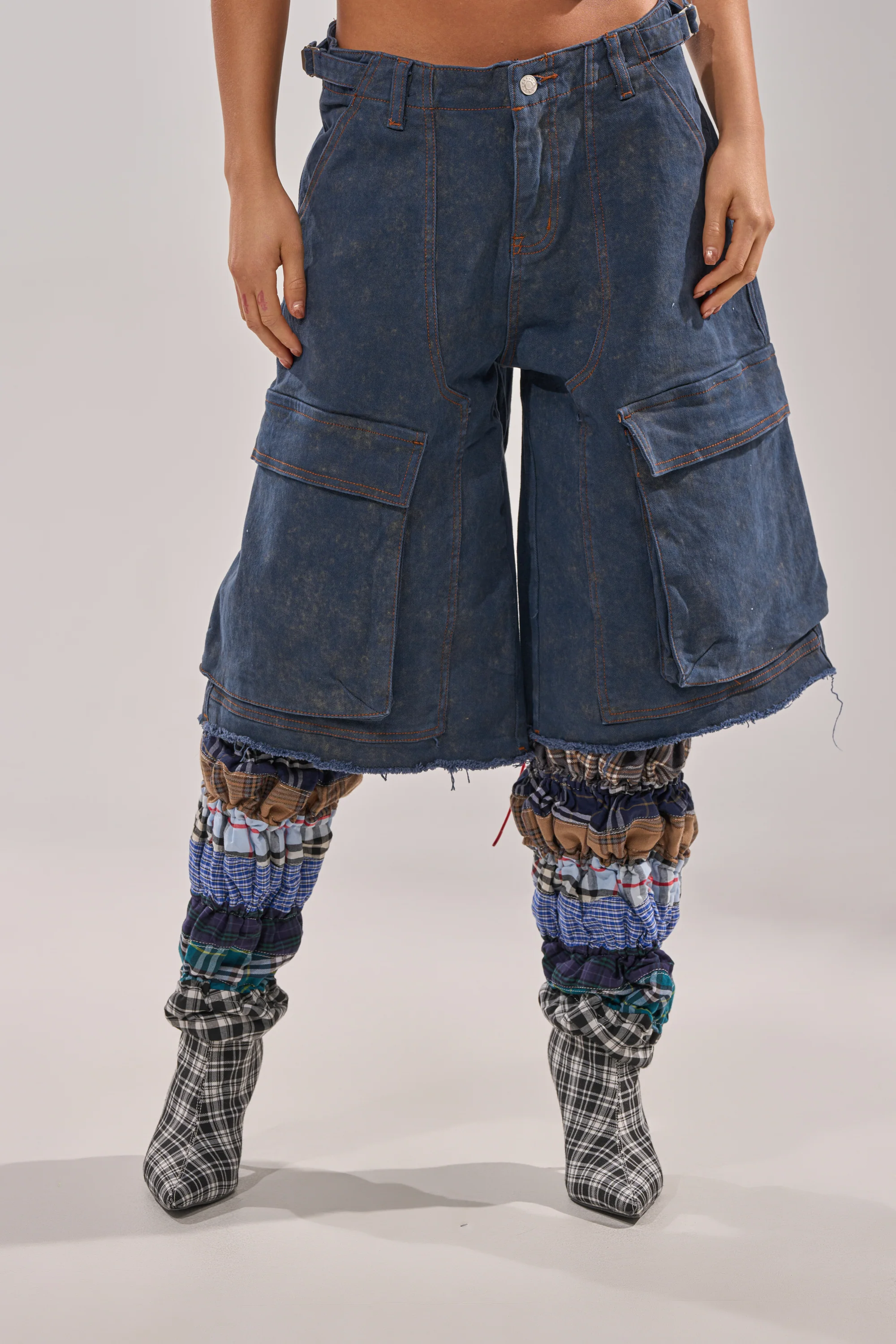 BOLD BERMUDA SHORT - Akira Wear