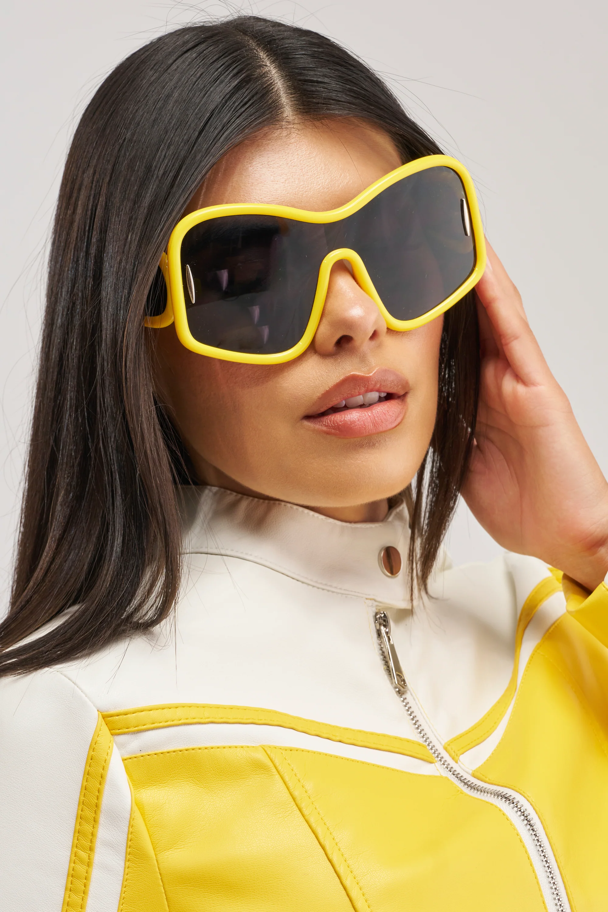 MAIN CHARACTER SUNGLASSES - Akira Wear