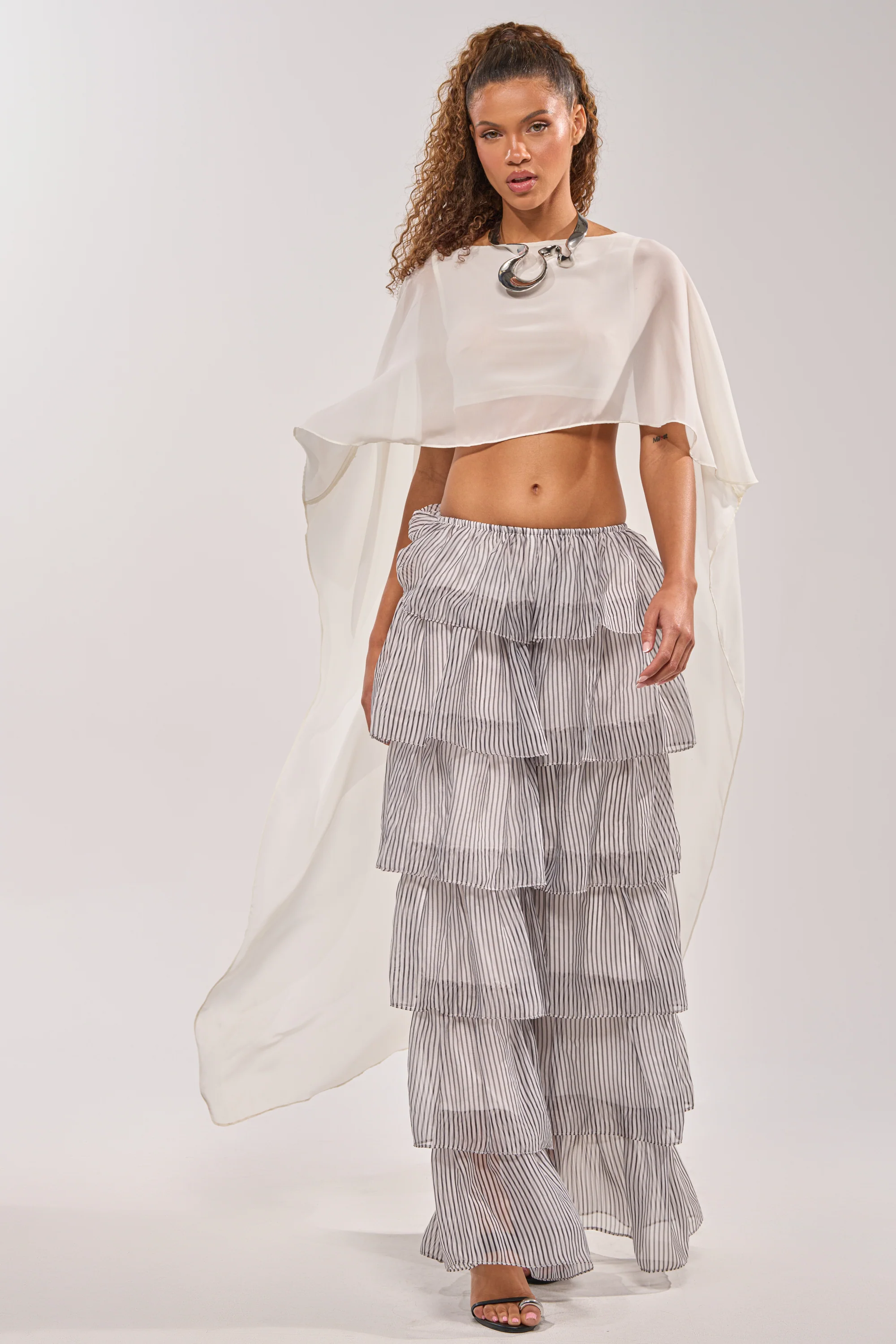 IT GIRL BLOUSE IN IVORY - Akira Wear
