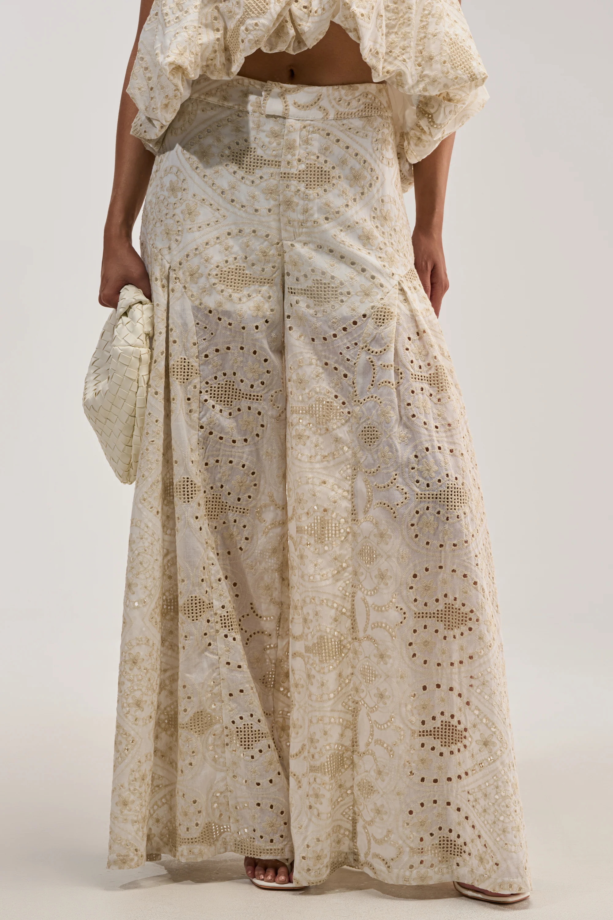 SUMMER TIME BLISS EYELET TROUSER - Akira Wear