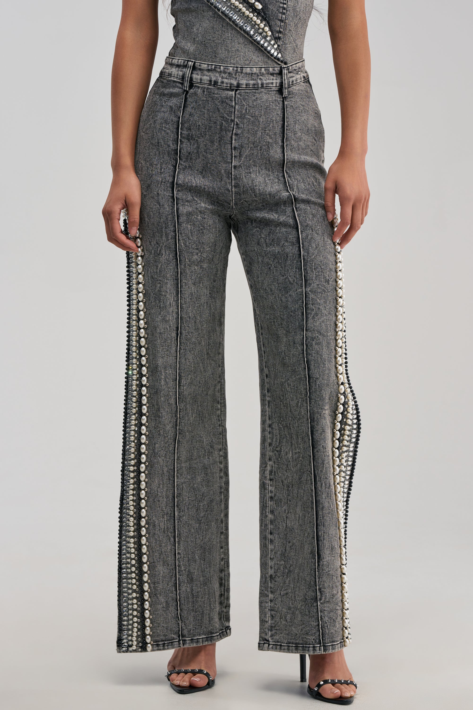 LUXURIOUS DENIM PANTS WITH SIDE SLITS IN GREY - Akira Wear