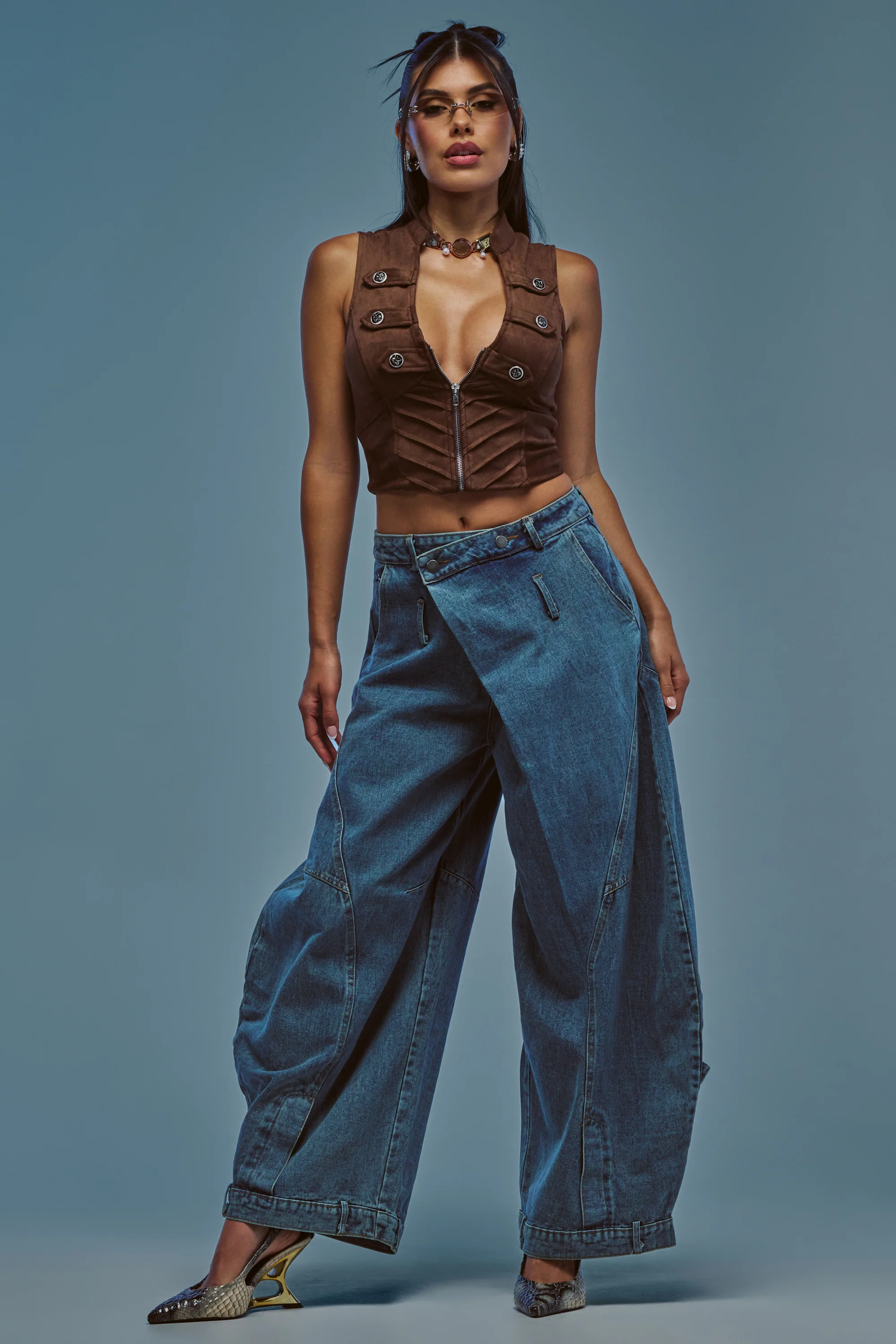 IZZY RELAXED DENIM IN LIGHT BLUE WASH - Akira Wear