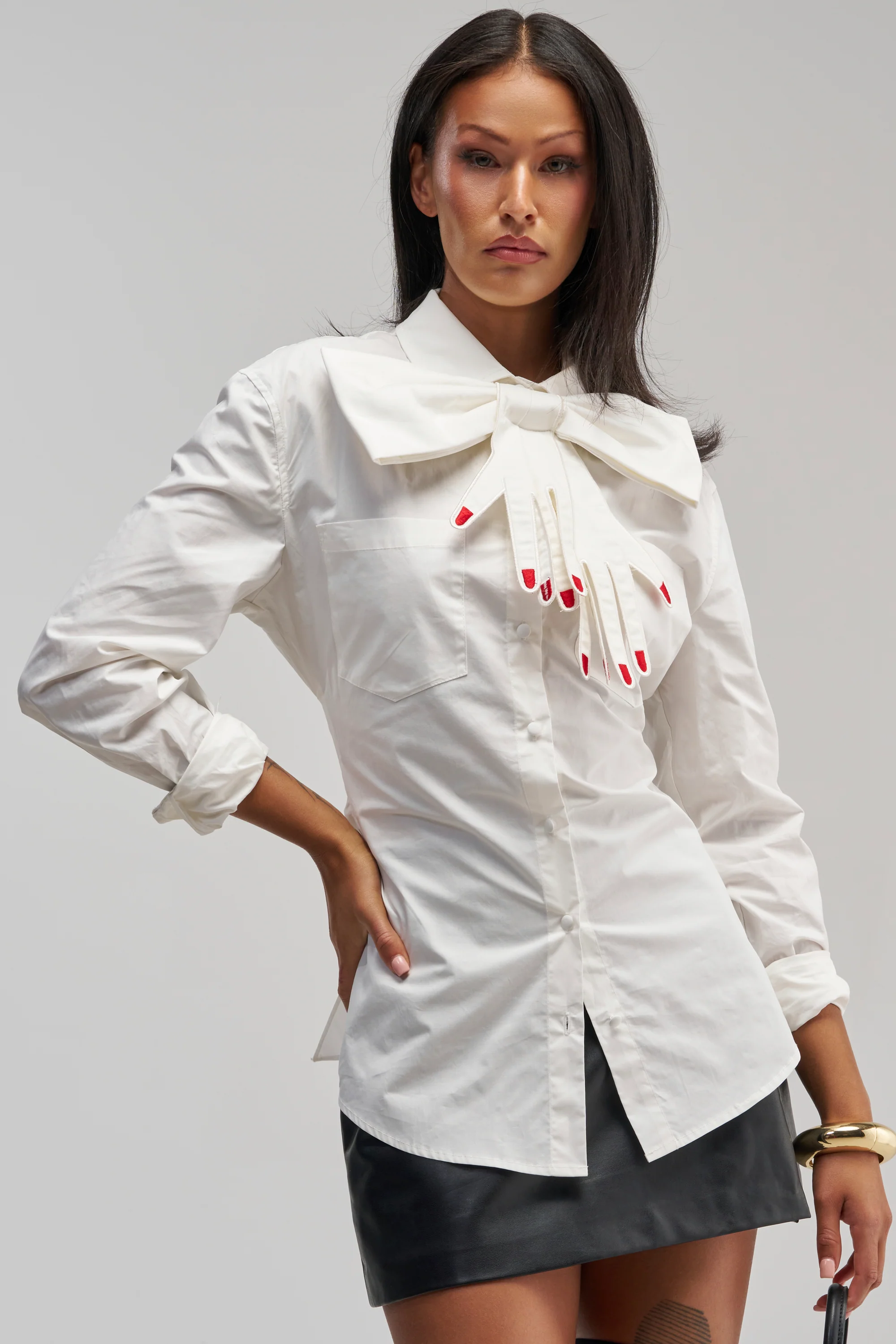 HANDS OFF POPLIN BLOUSE - Akira Wear