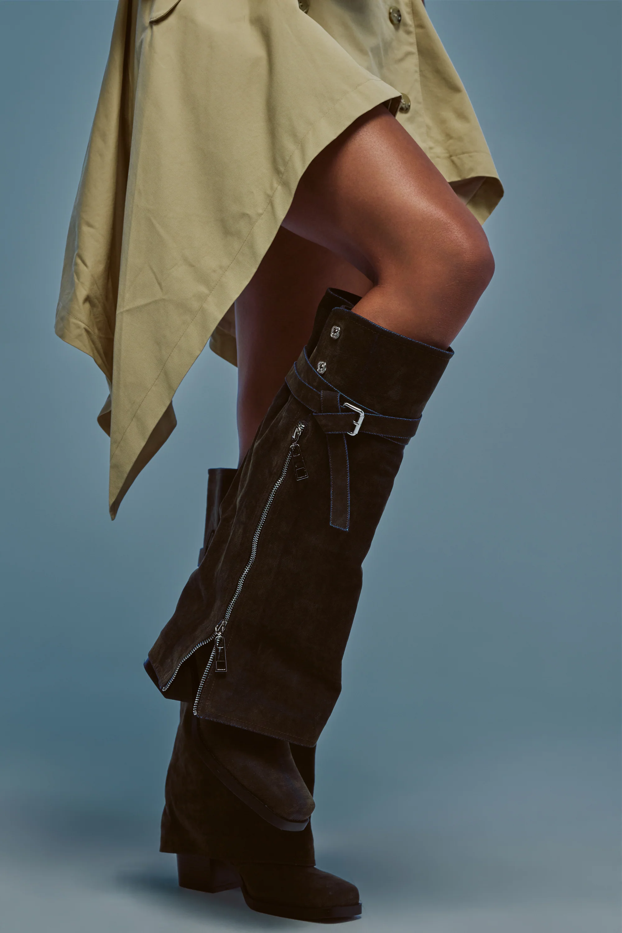 AZALEA WANG EIRA BROWN BLOCK BOOT WITH SQUARE TOE - Akira Wear
