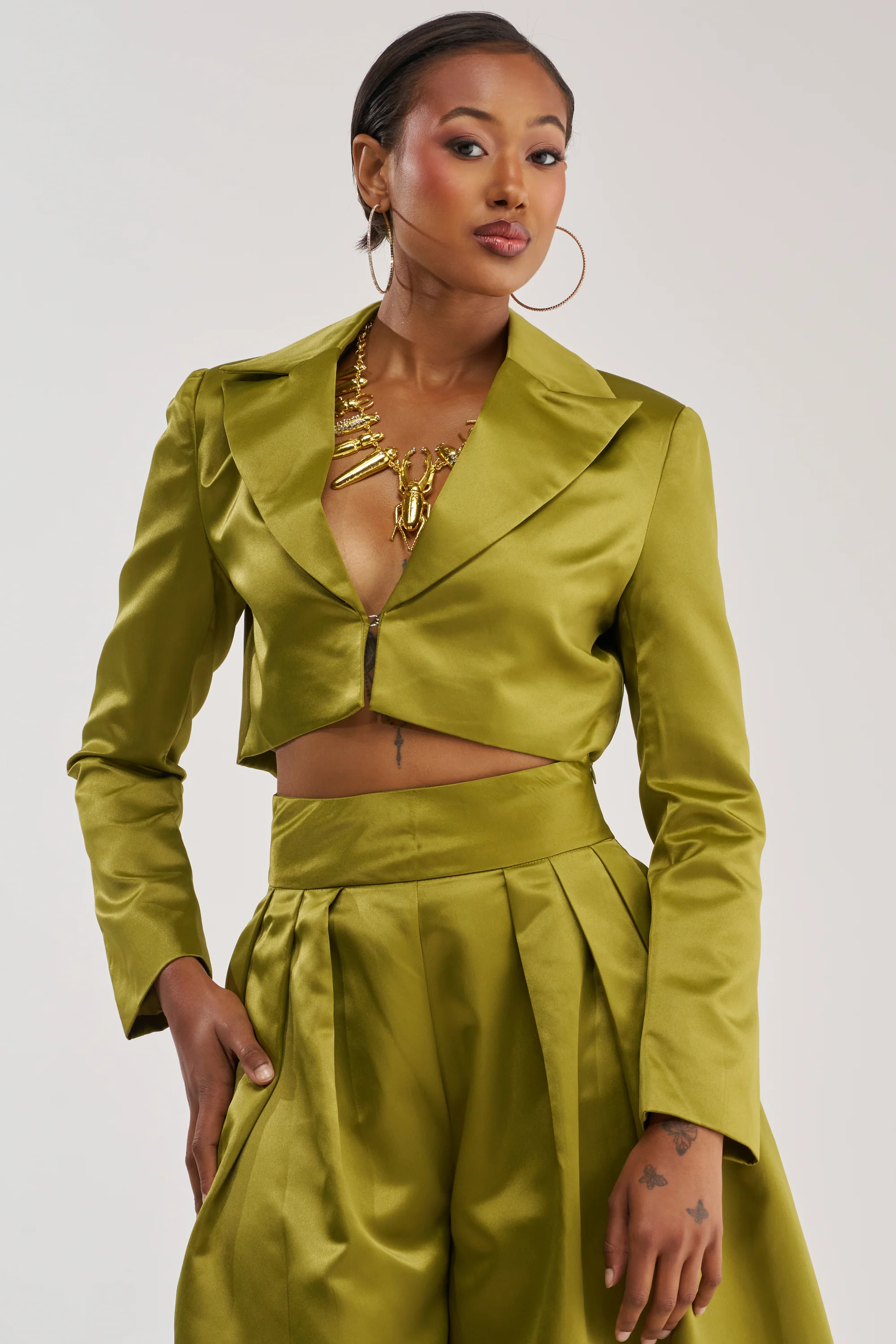 LILA SATIN BLAZER IN CHARTREUSE - Akira Wear