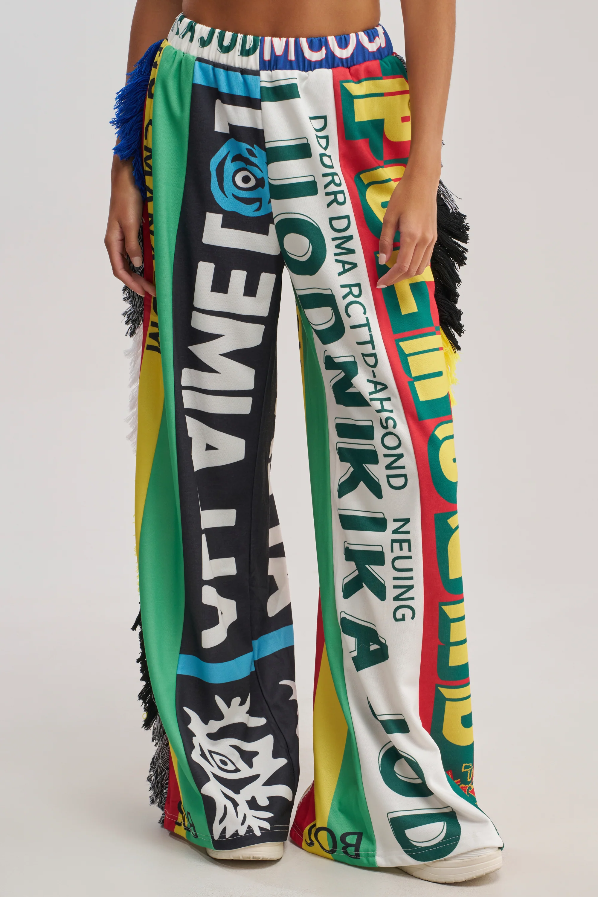 MIXED EMOTIONS GRAPHIC JOGGER - Akira Wear