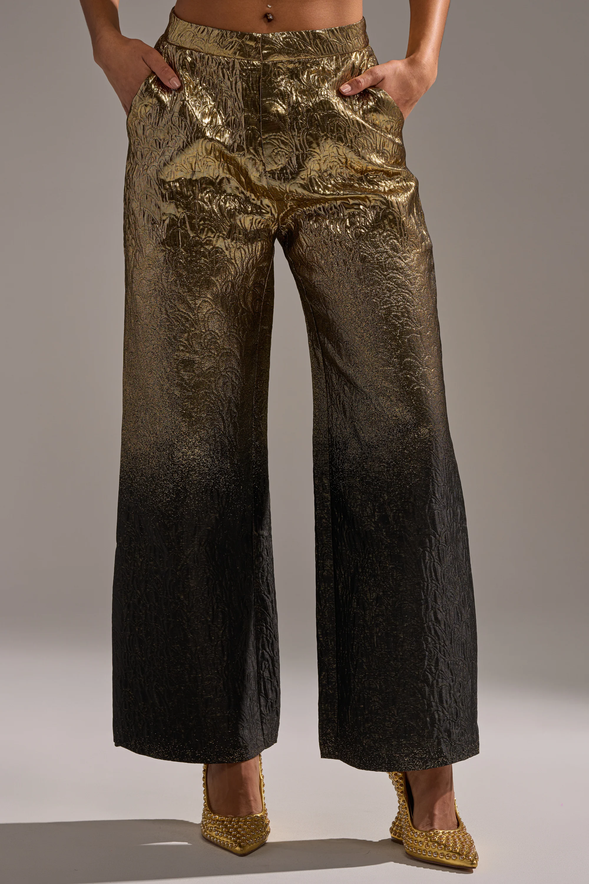 ALL ABOUT THE DRAMA TROUSER - Akira Wear