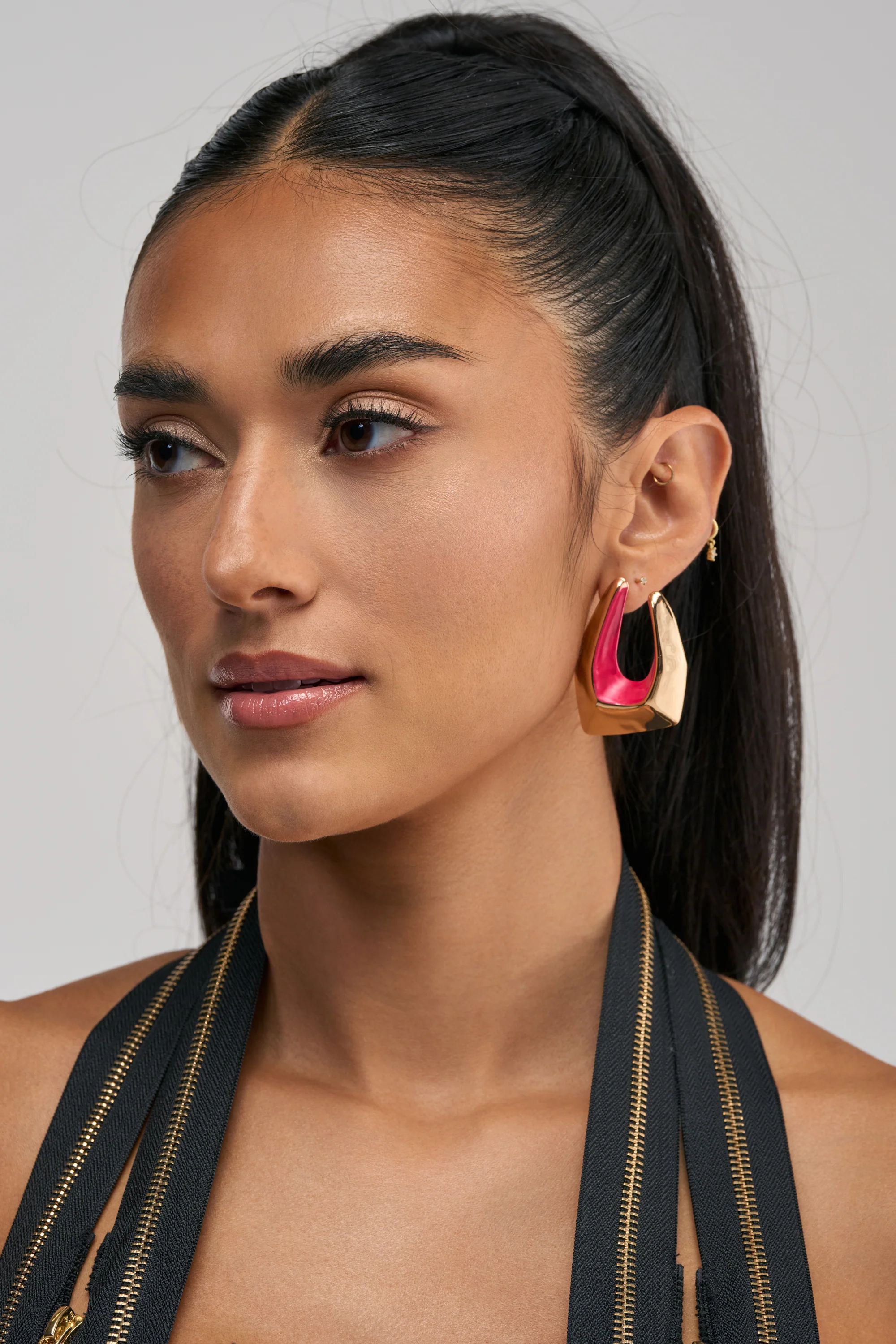 RED FLAG ENERGY EARRINGS - Akira Wear