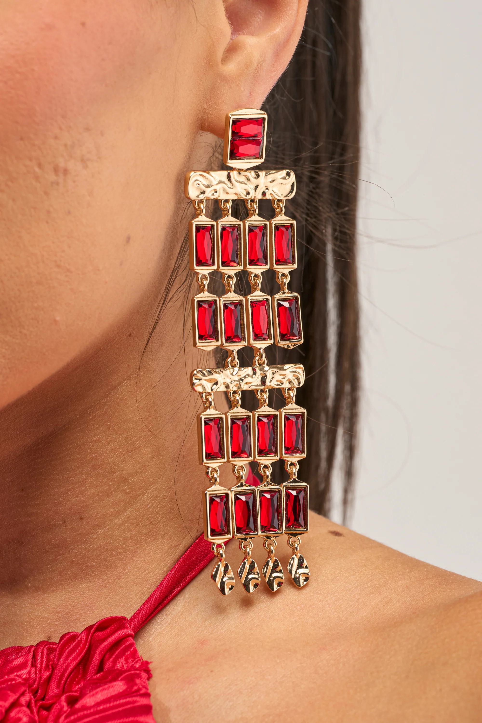 BAGUETTE CHANDELIER EARRINGS IN RED - Akira Wear